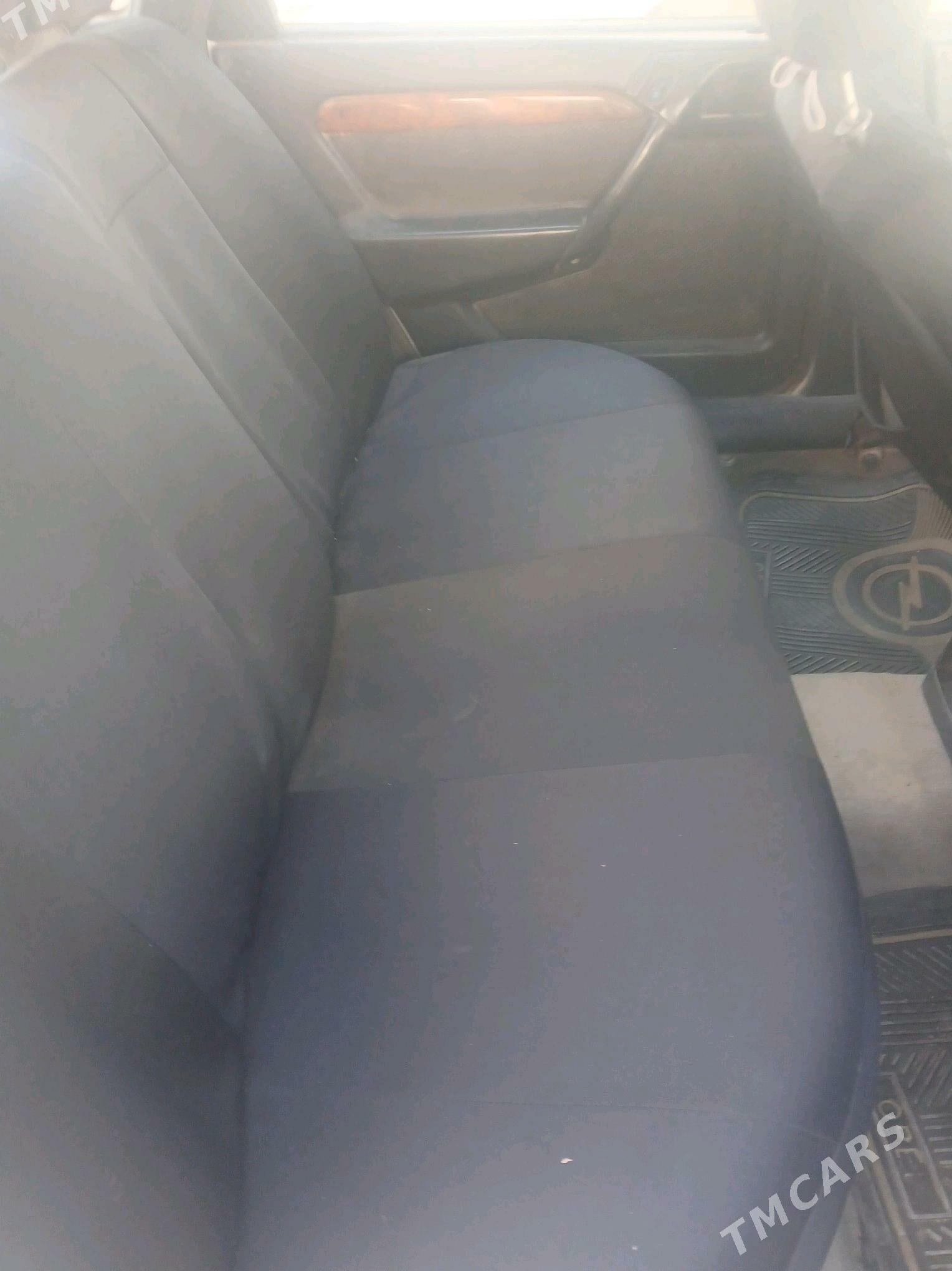 Opel Vectra 1993 - 26 000 TMT - Теджен - img 5