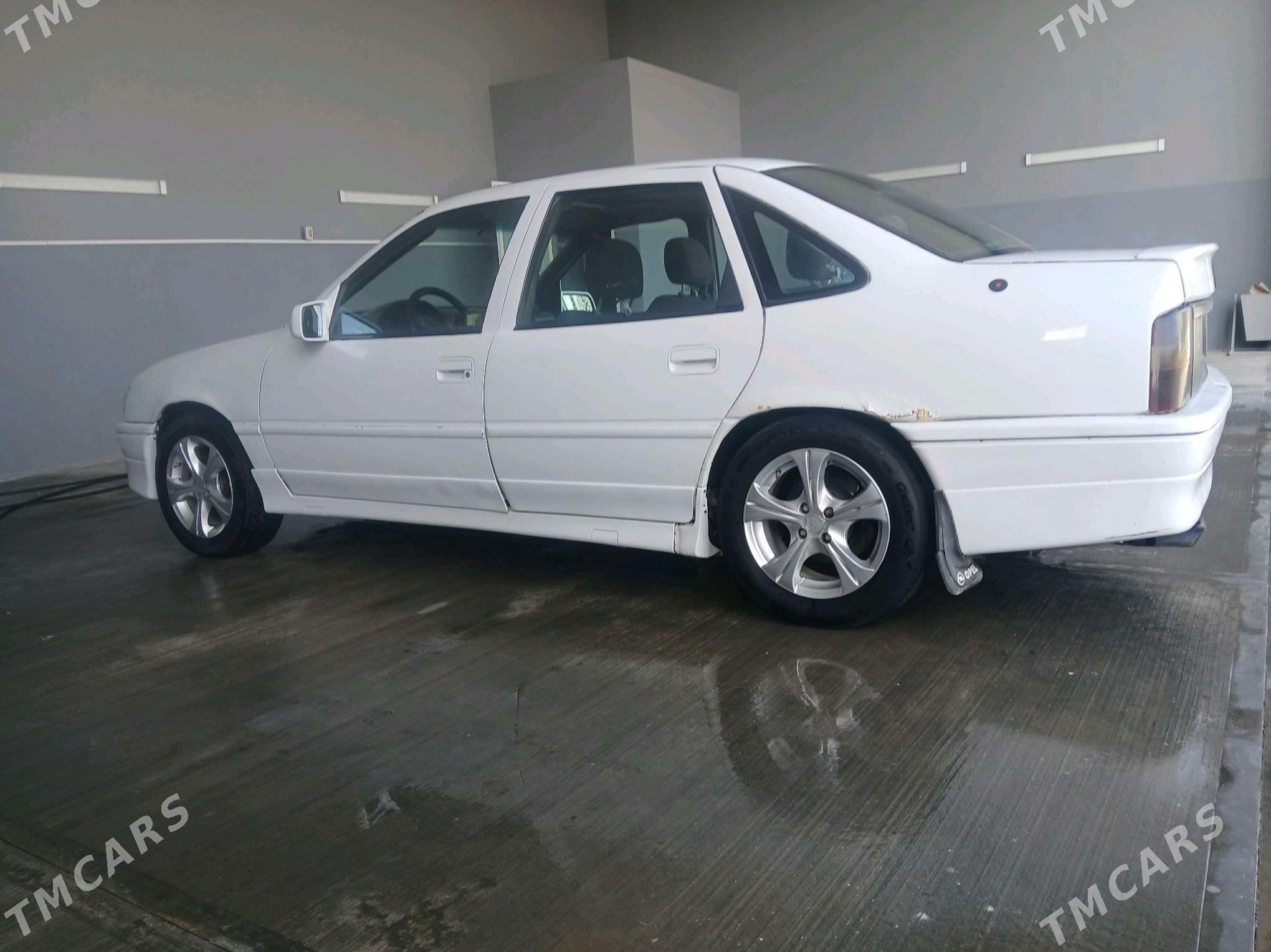 Opel Vectra 1993 - 26 000 TMT - Теджен - img 7