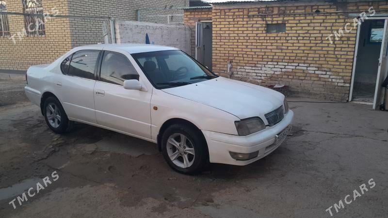 Toyota Camry 1994 - 60 000 TMT - Ёлётен - img 3