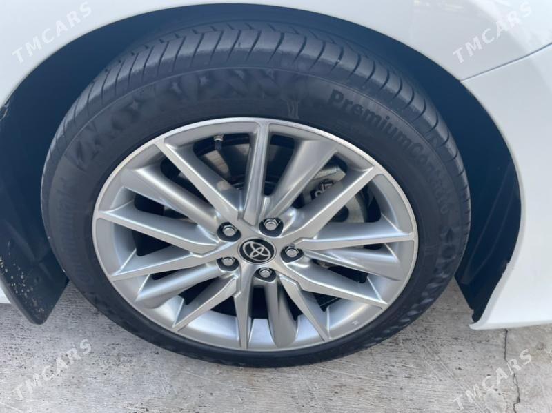 Toyota Camry 2022 - 610 000 TMT - Ашхабад - img 3