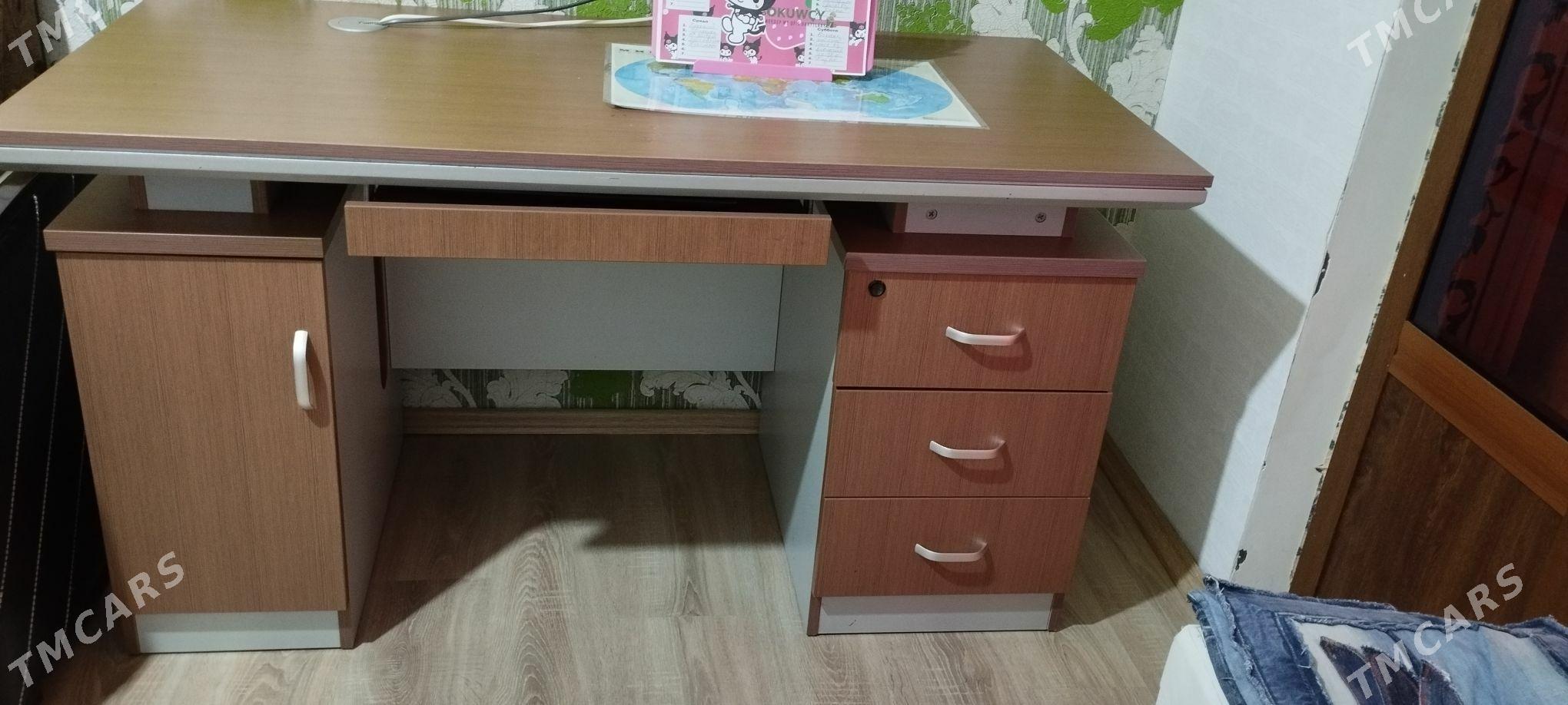 стол - Türkmenabat - img 3