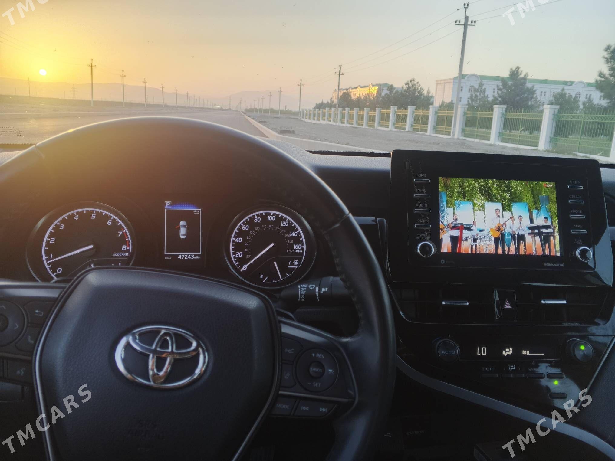 Toyota Camry 2021 - 346 000 TMT - Ашхабад - img 3