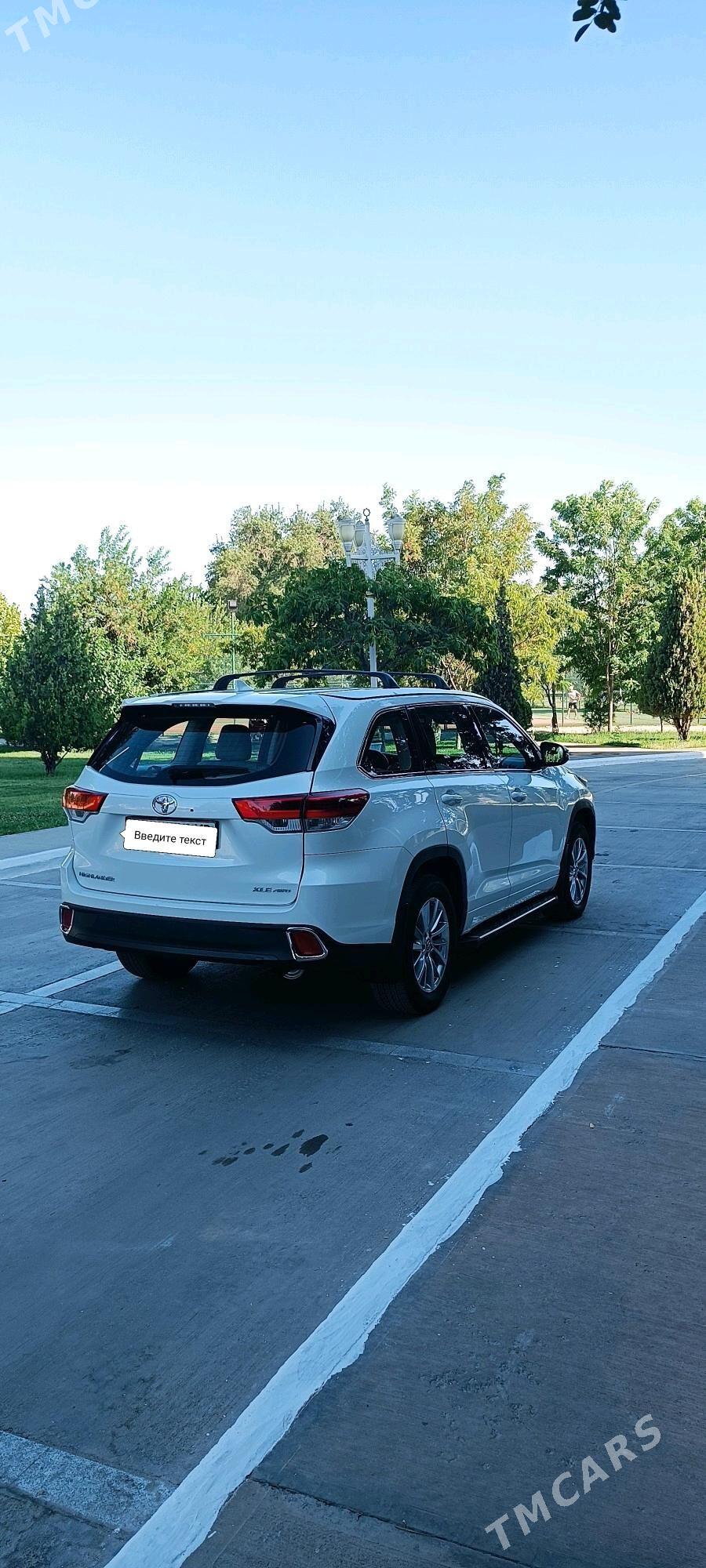 Toyota Highlander 2018 - 500 000 TMT - Мары - img 2