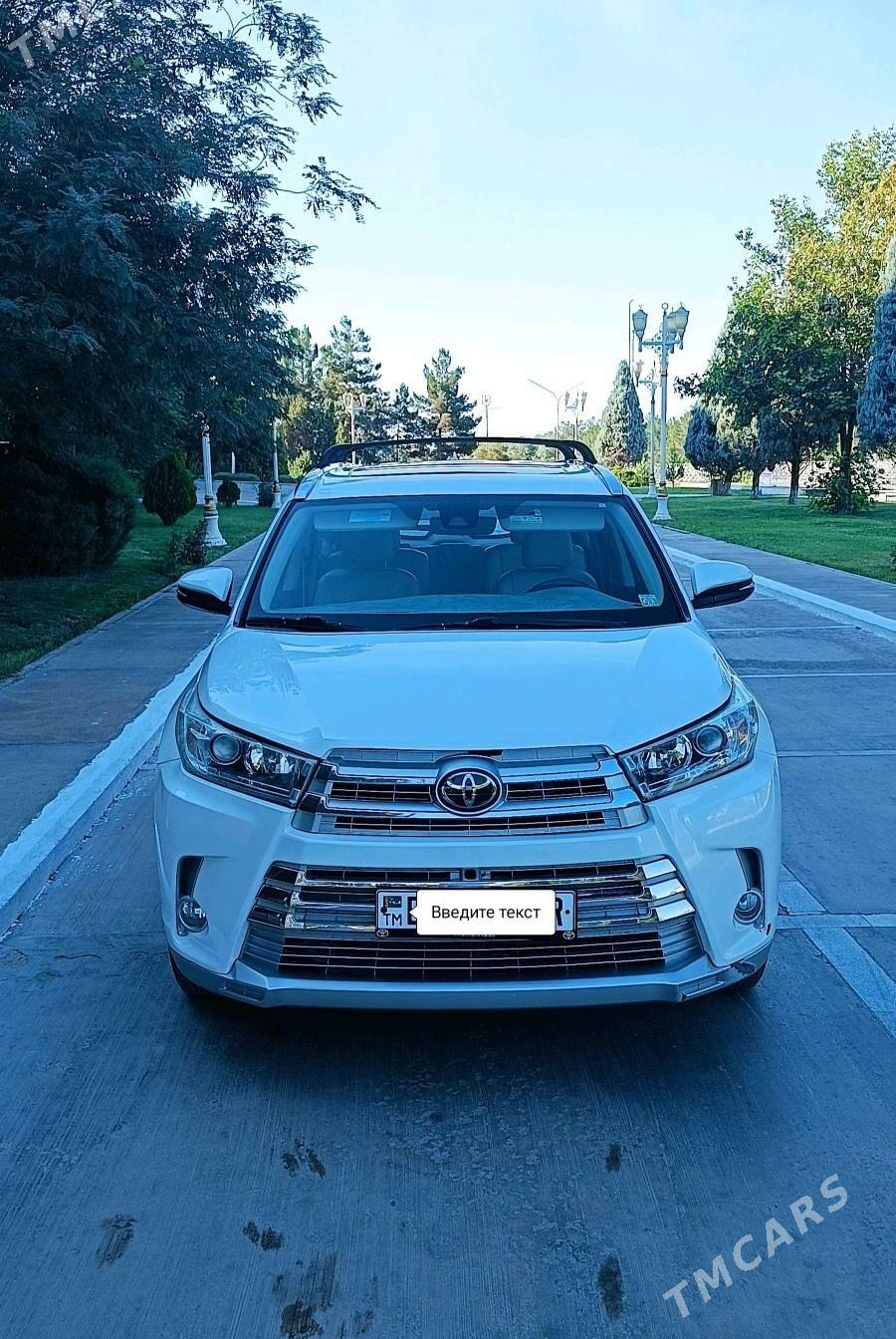 Toyota Highlander 2018 - 500 000 TMT - Мары - img 3