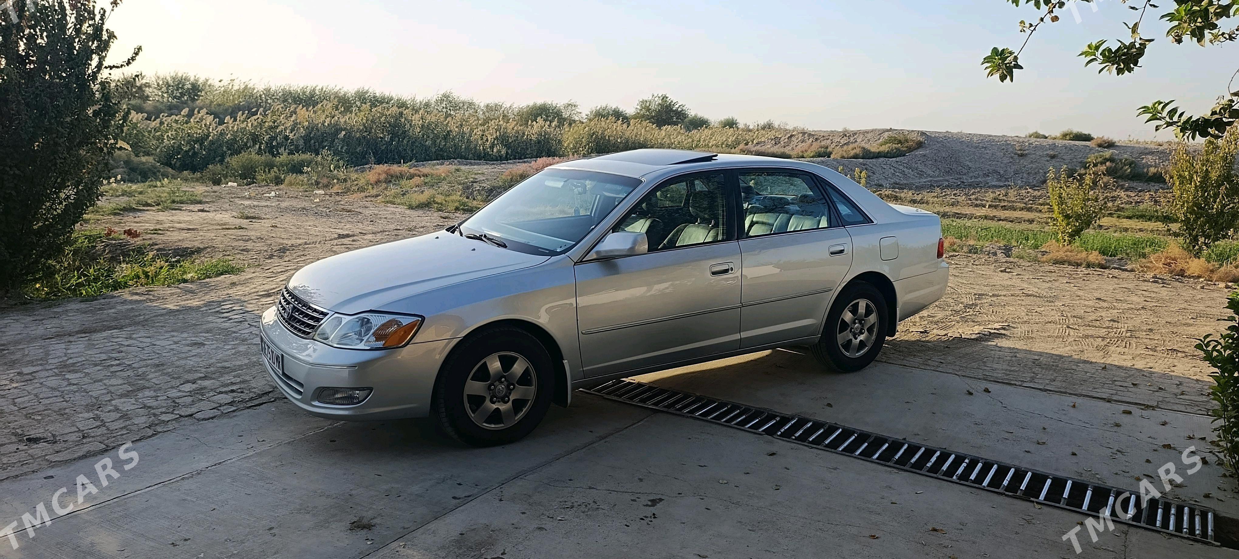 Toyota Avalon 2001 - 205 000 TMT - Türkmengala - img 8