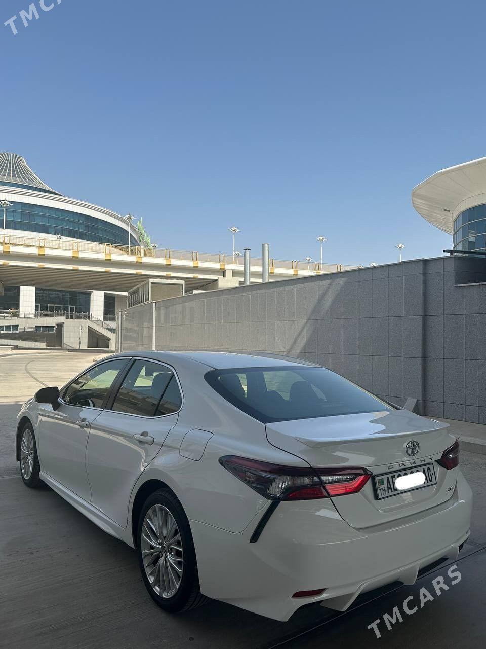 Toyota Camry 2018 - 313 600 TMT - Ашхабад - img 2