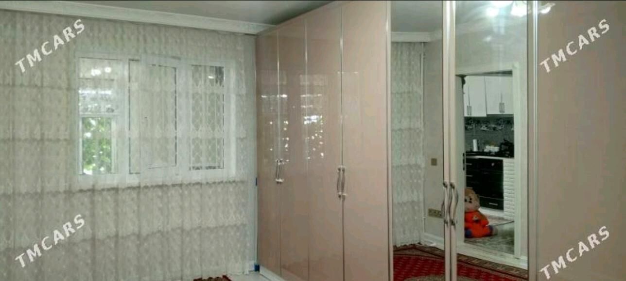 11мкр 1эт 1ком 42м2 - Aşgabat - img 2
