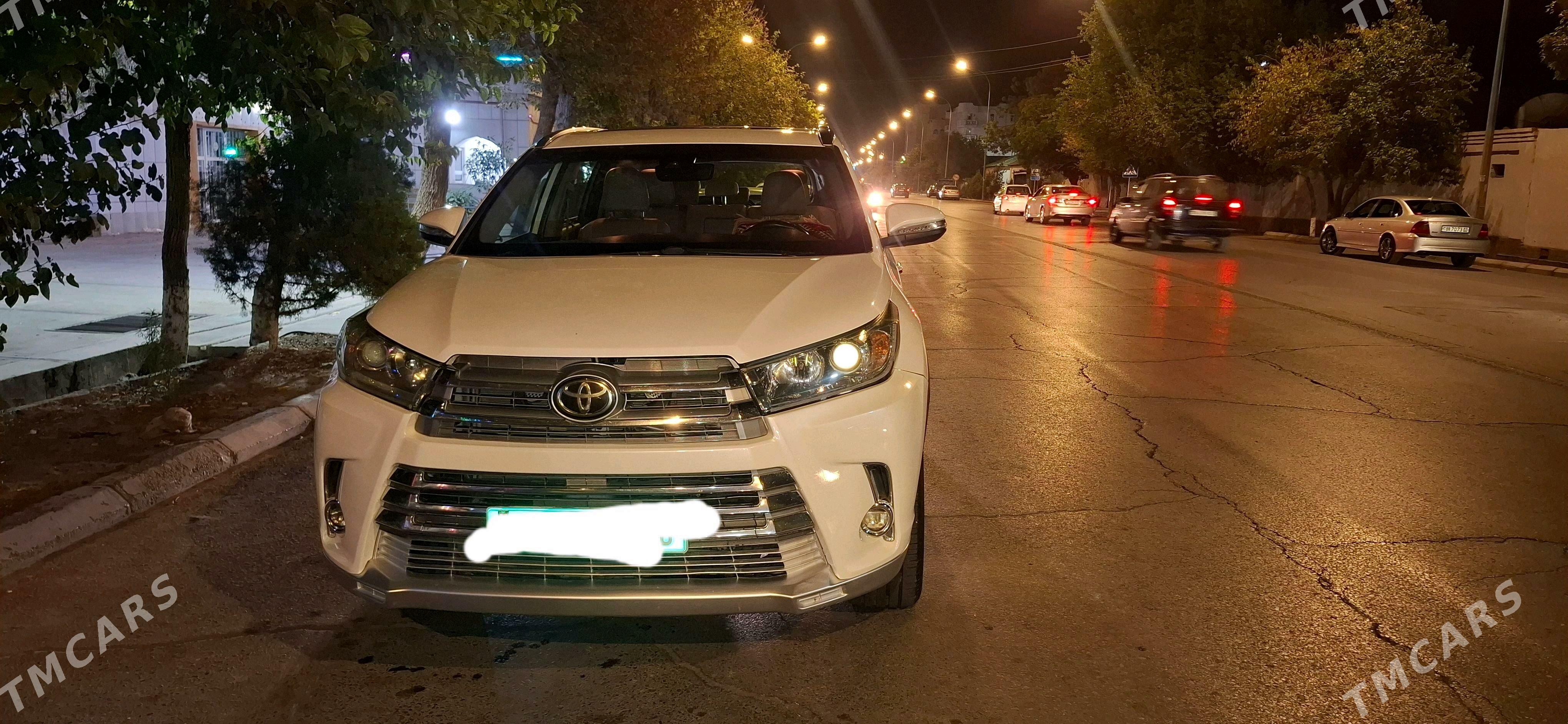 Toyota Highlander 2019 - 420 000 TMT - Дашогуз - img 4