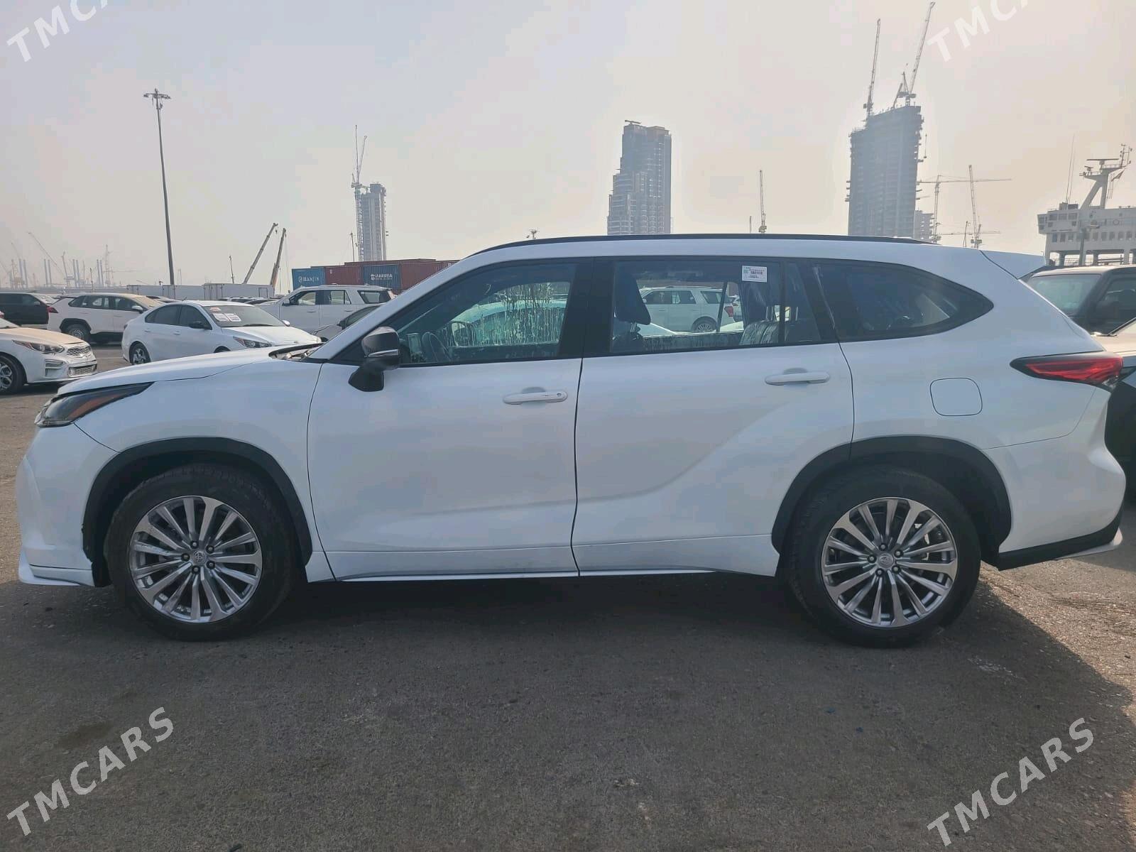 Toyota Highlander 2021 - 400 000 TMT - Мары - img 6