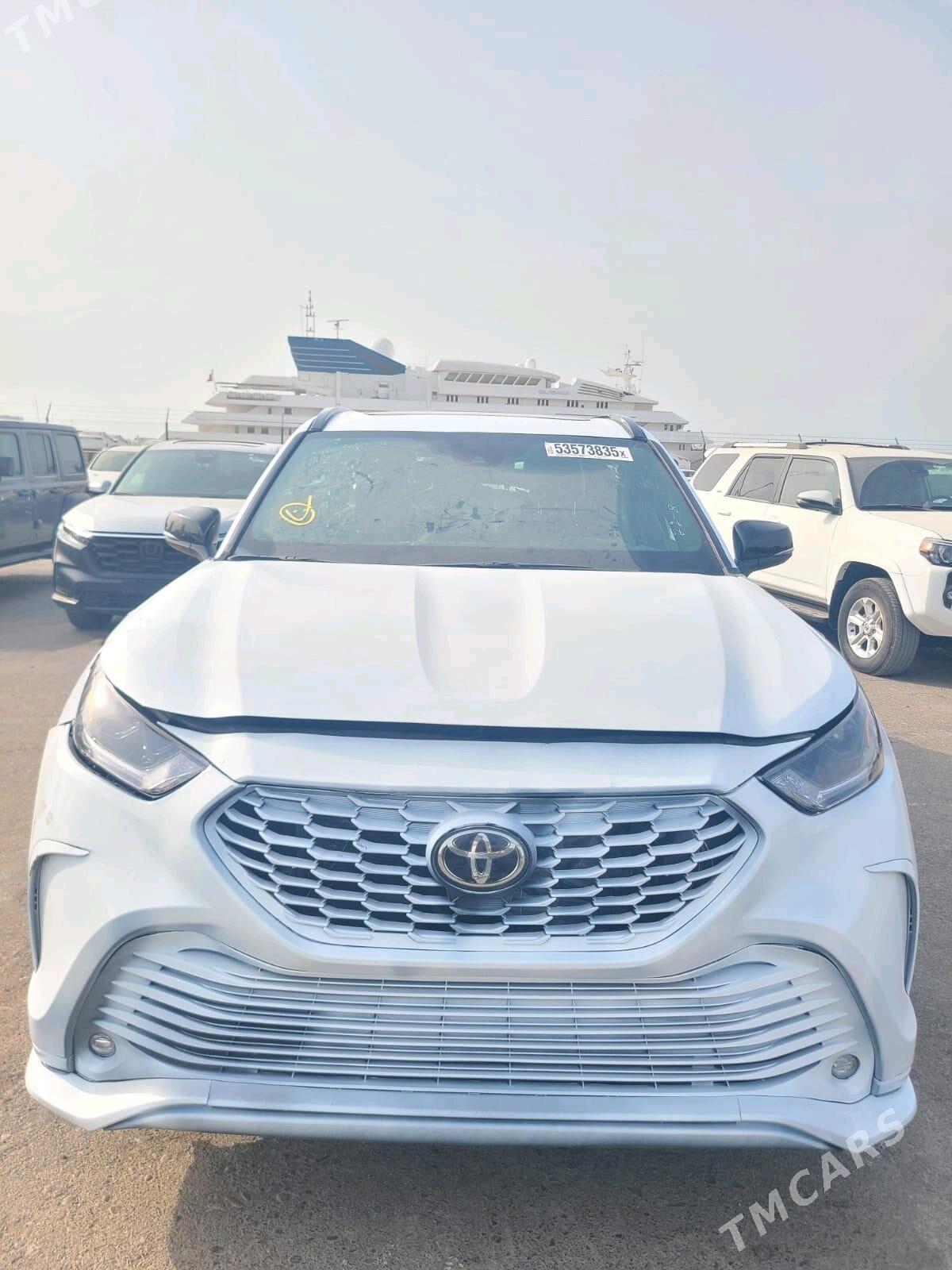 Toyota Highlander 2021 - 400 000 TMT - Мары - img 9