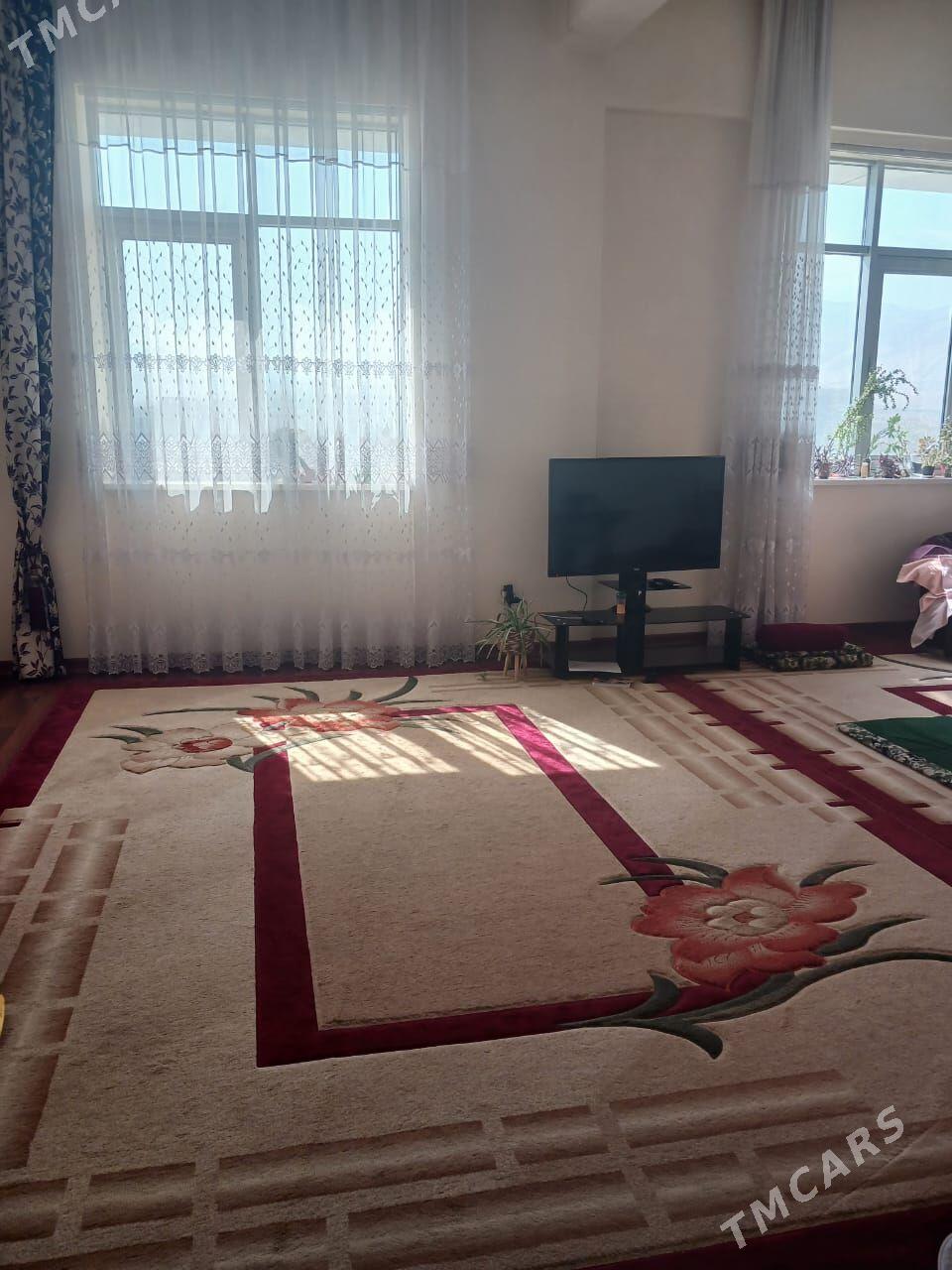 ПОДВОЙСКОГО 5-КОМН ЦЕНА:150 - Podwoýski köç. (Bitarap Türkmenistan şaýoly) - img 4