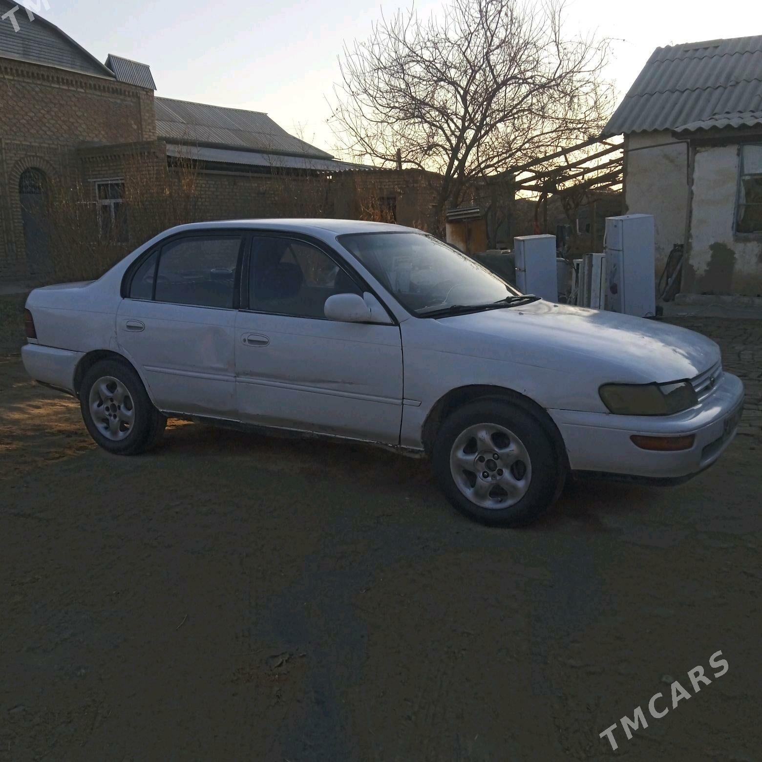 Toyota Corolla 1993 - 55 000 TMT - Мары - img 2