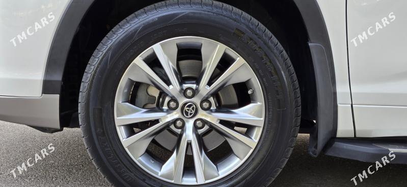 Toyota Highlander 2018 - 430 000 TMT - Ашхабад - img 7