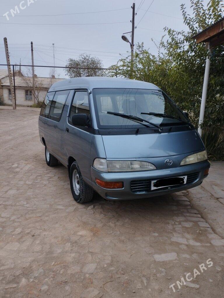 Toyota Town Ace 1994 - 45 000 TMT - Köneürgenç - img 2