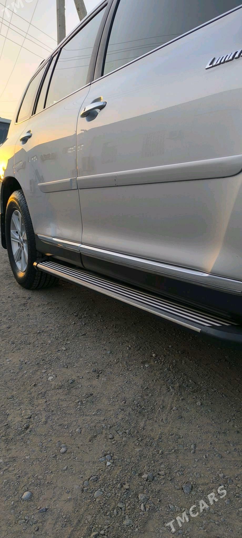 Toyota Highlander 2012 - 390 000 TMT - Анев - img 2