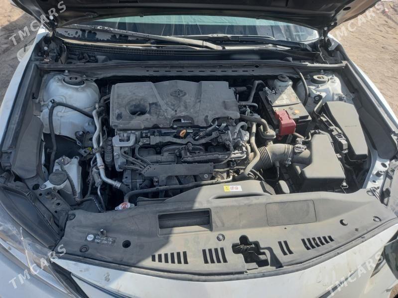 Toyota Camry 2022 - 265 000 TMT - Мары - img 10