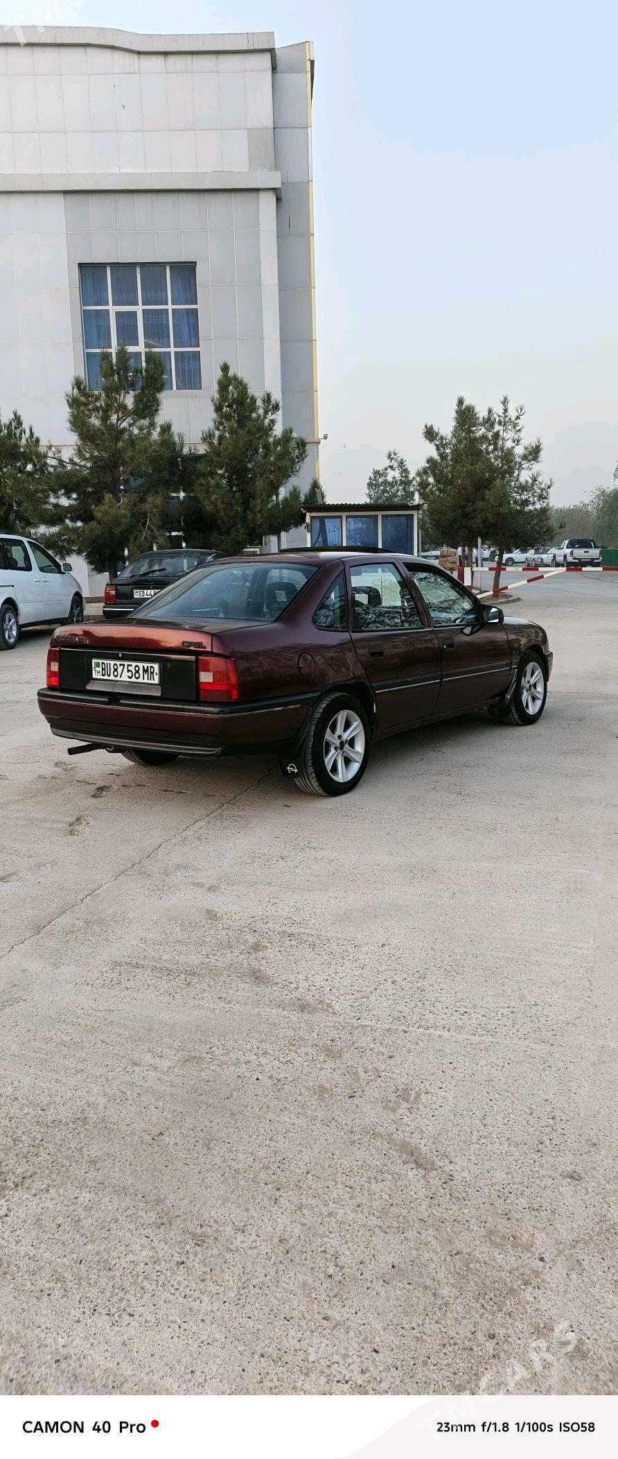 Opel Vectra 1992 - 27 000 TMT - Мары - img 6