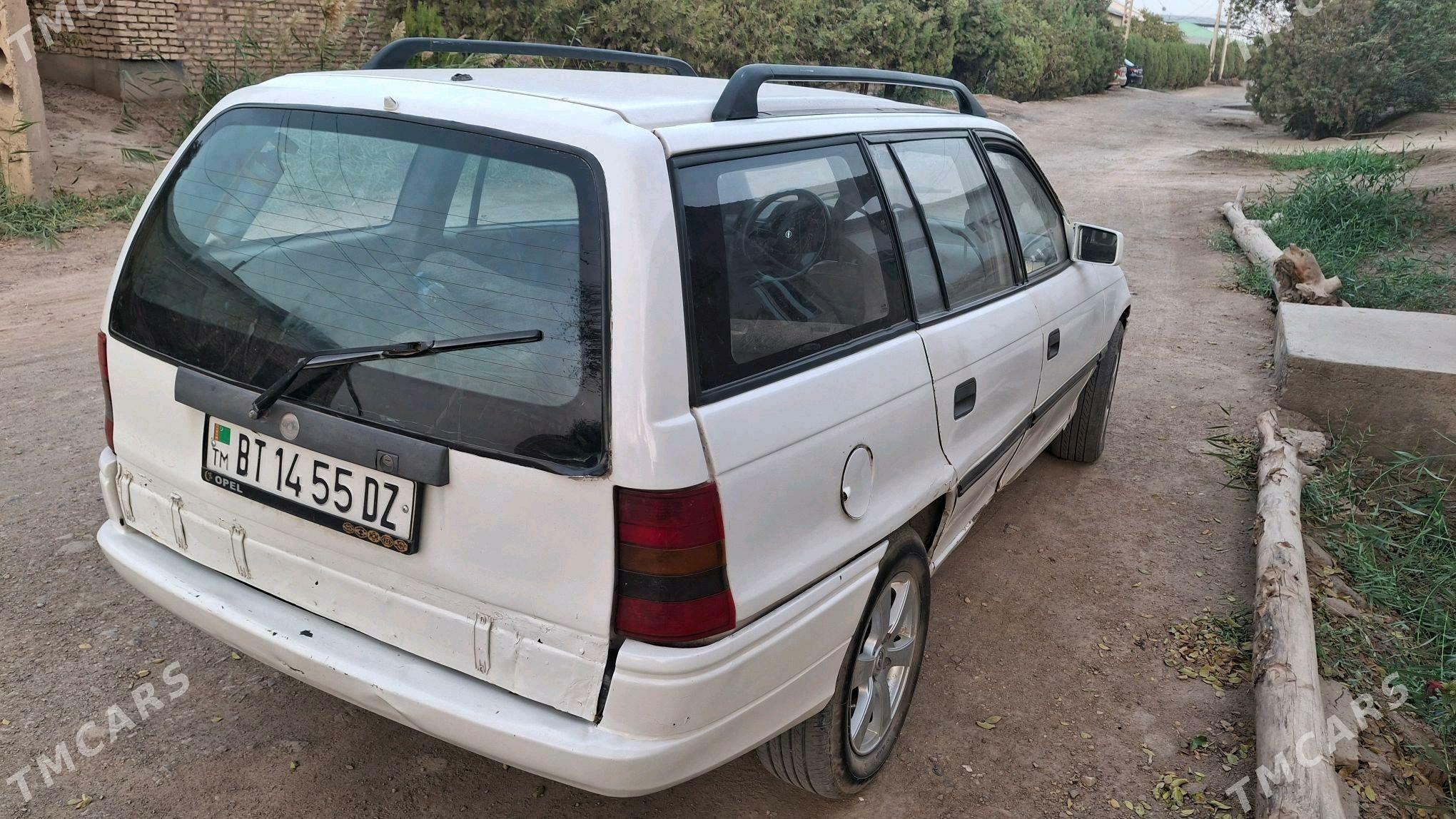 Opel Astra 1992 - 30 000 TMT - Дашогуз - img 2