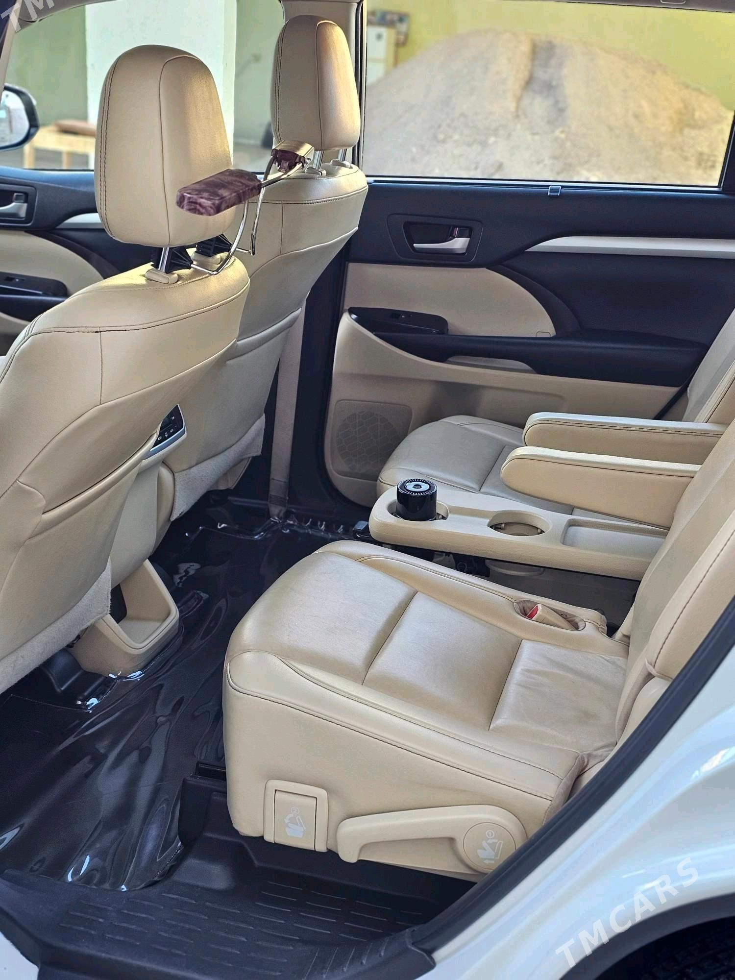 Toyota Highlander 2019 - 495 000 TMT - Ашхабад - img 7