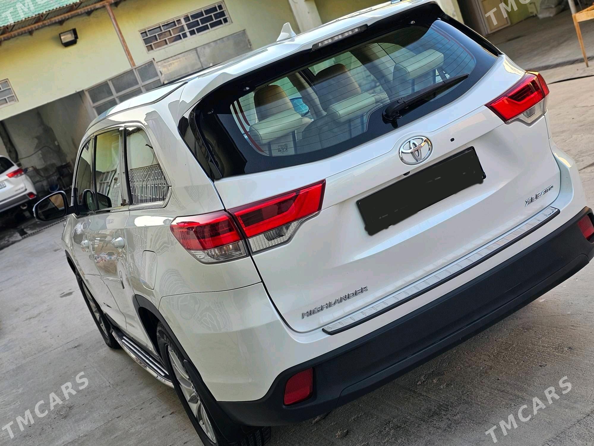 Toyota Highlander 2019 - 495 000 TMT - Ашхабад - img 3
