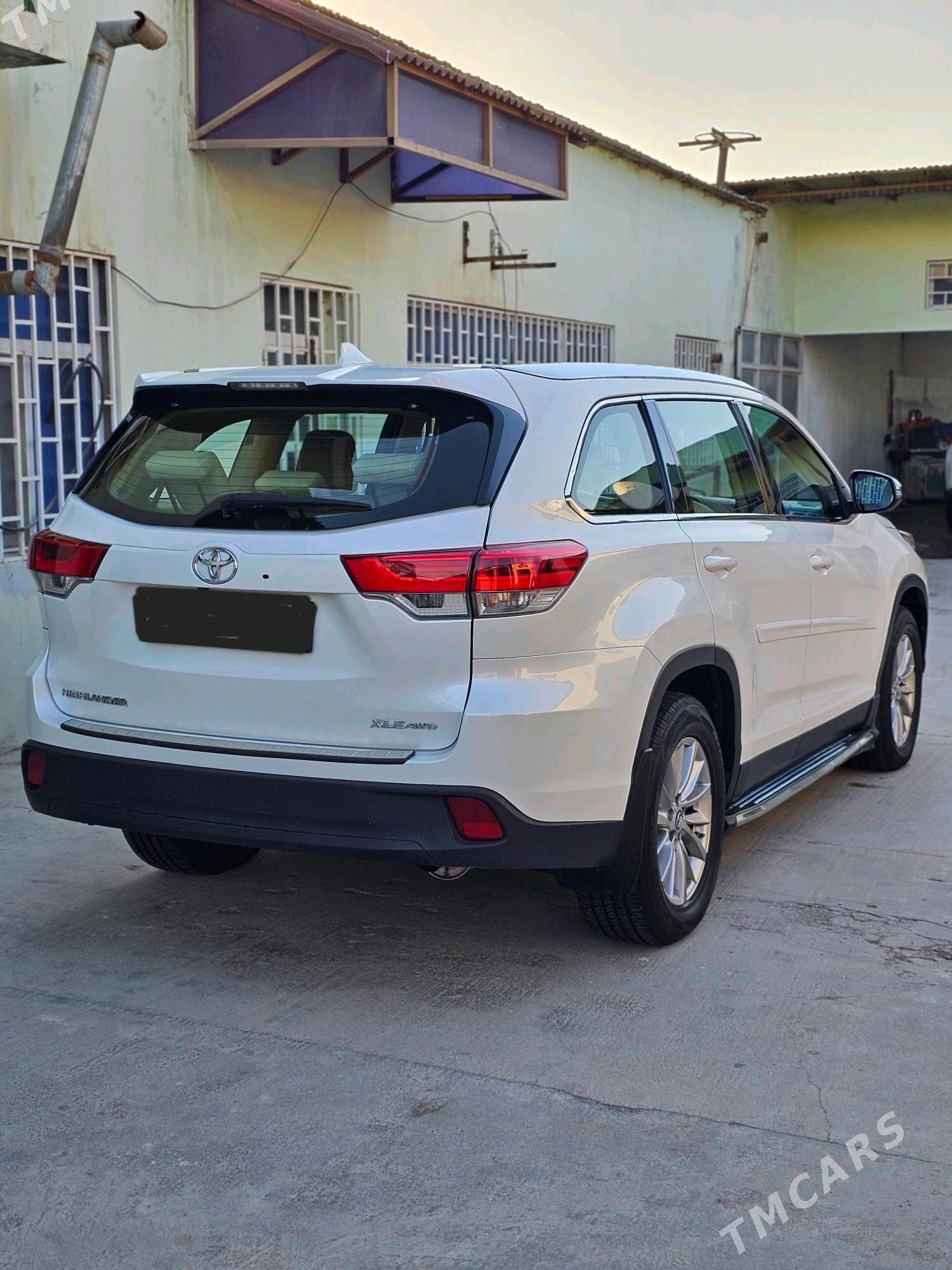 Toyota Highlander 2019 - 495 000 TMT - Ашхабад - img 8