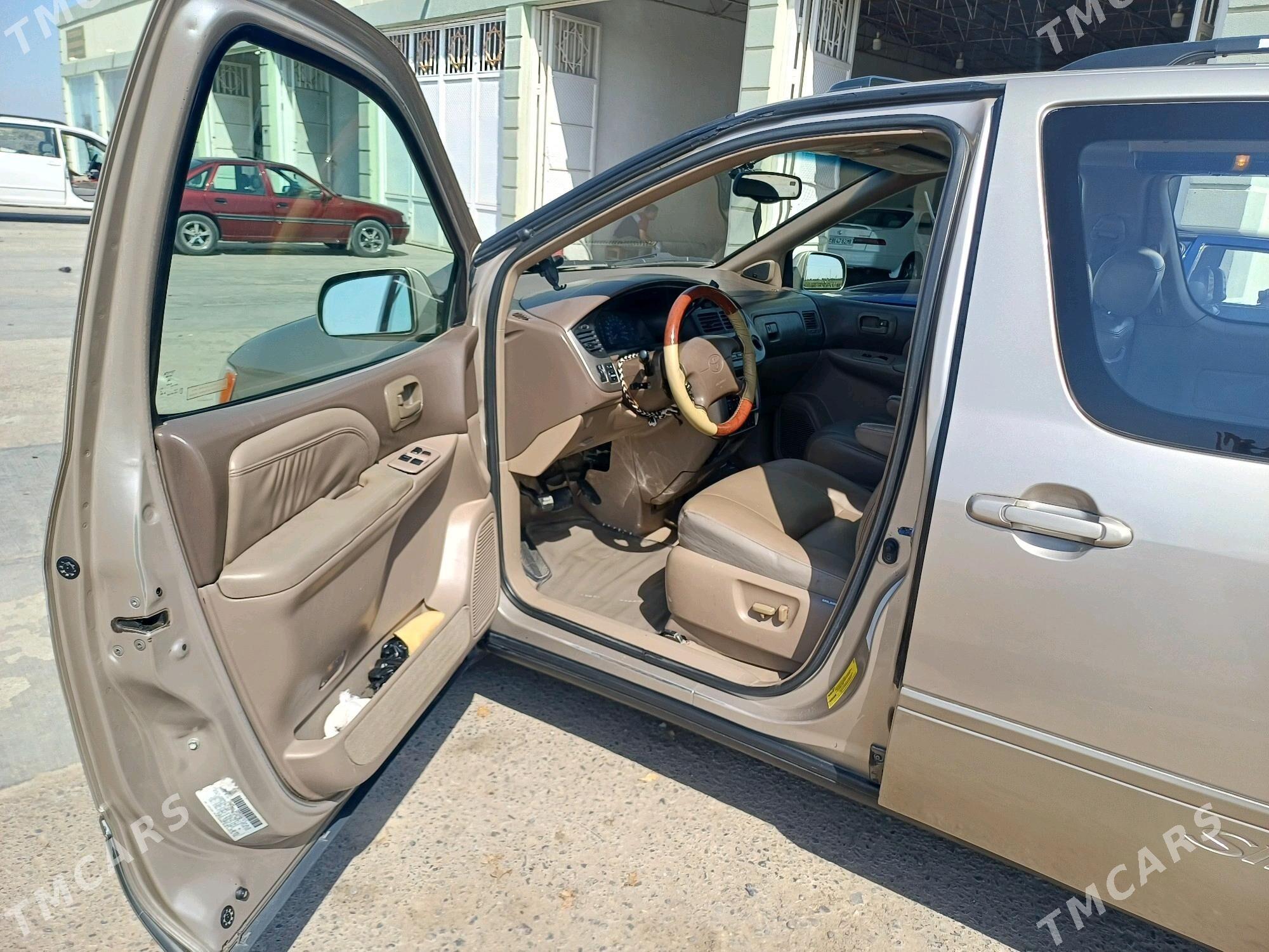 Toyota Sienna 2002 - 170 000 TMT - Mary - img 2