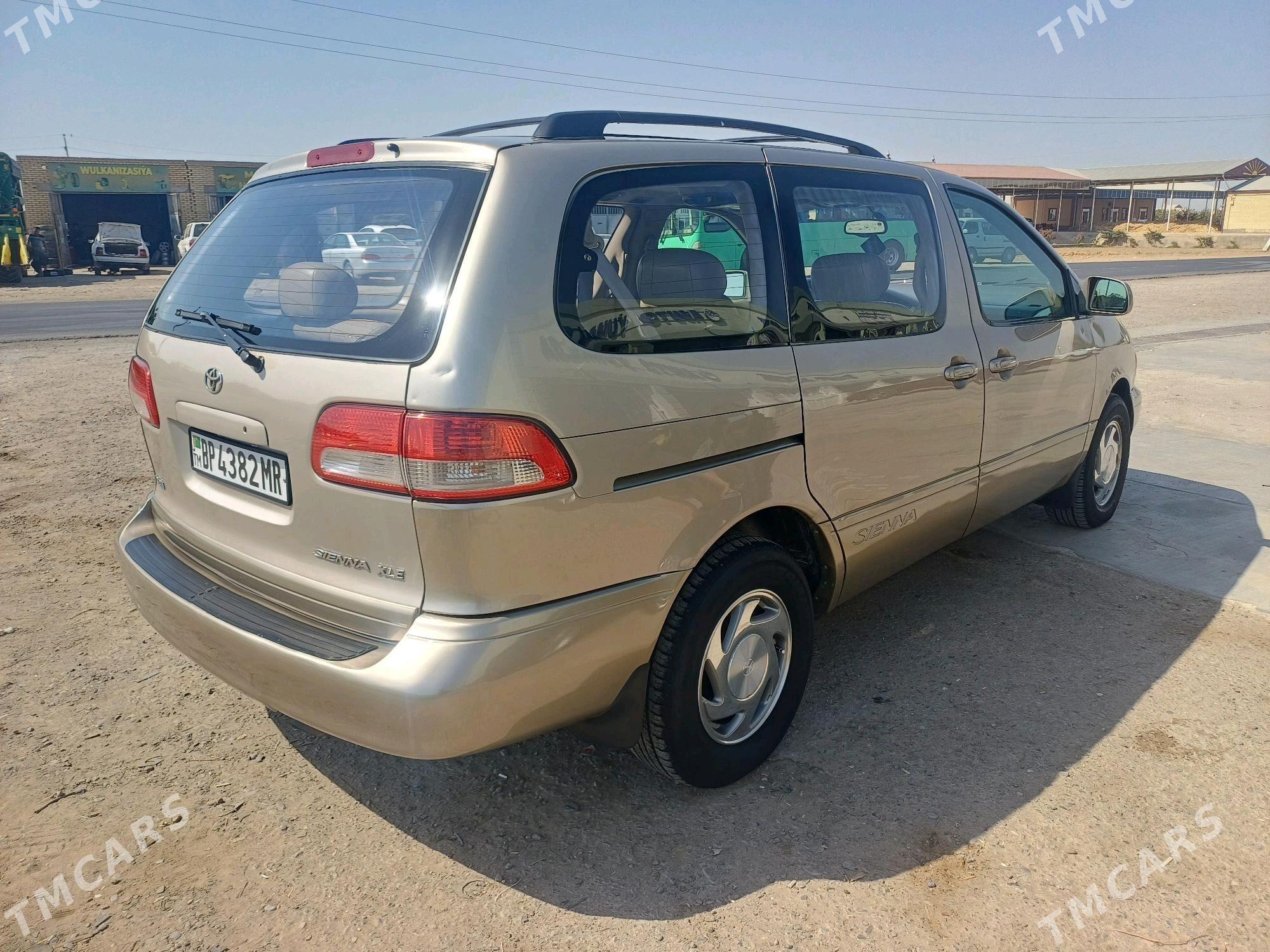 Toyota Sienna 2002 - 170 000 TMT - Mary - img 4