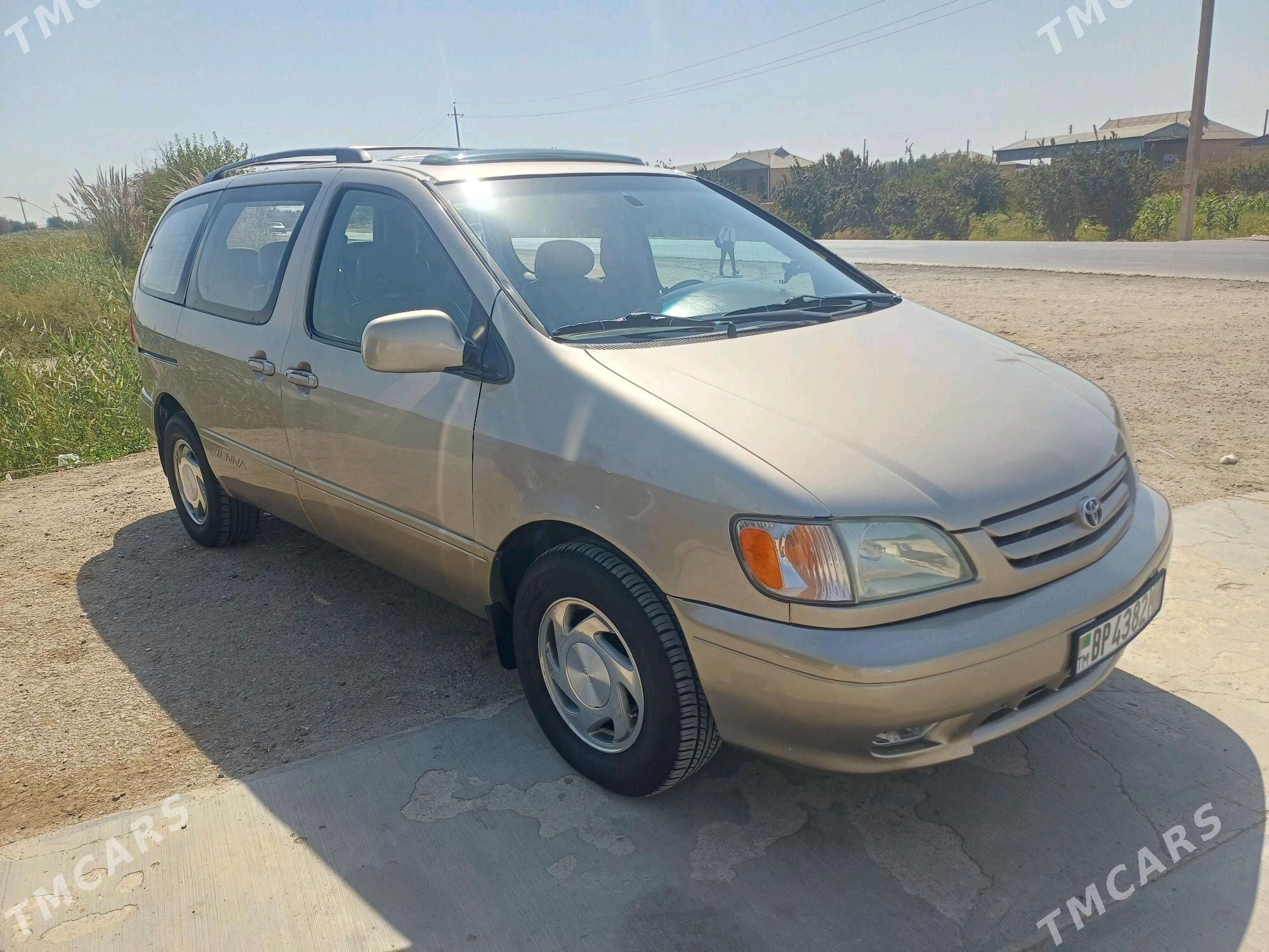 Toyota Sienna 2002 - 170 000 TMT - Mary - img 3