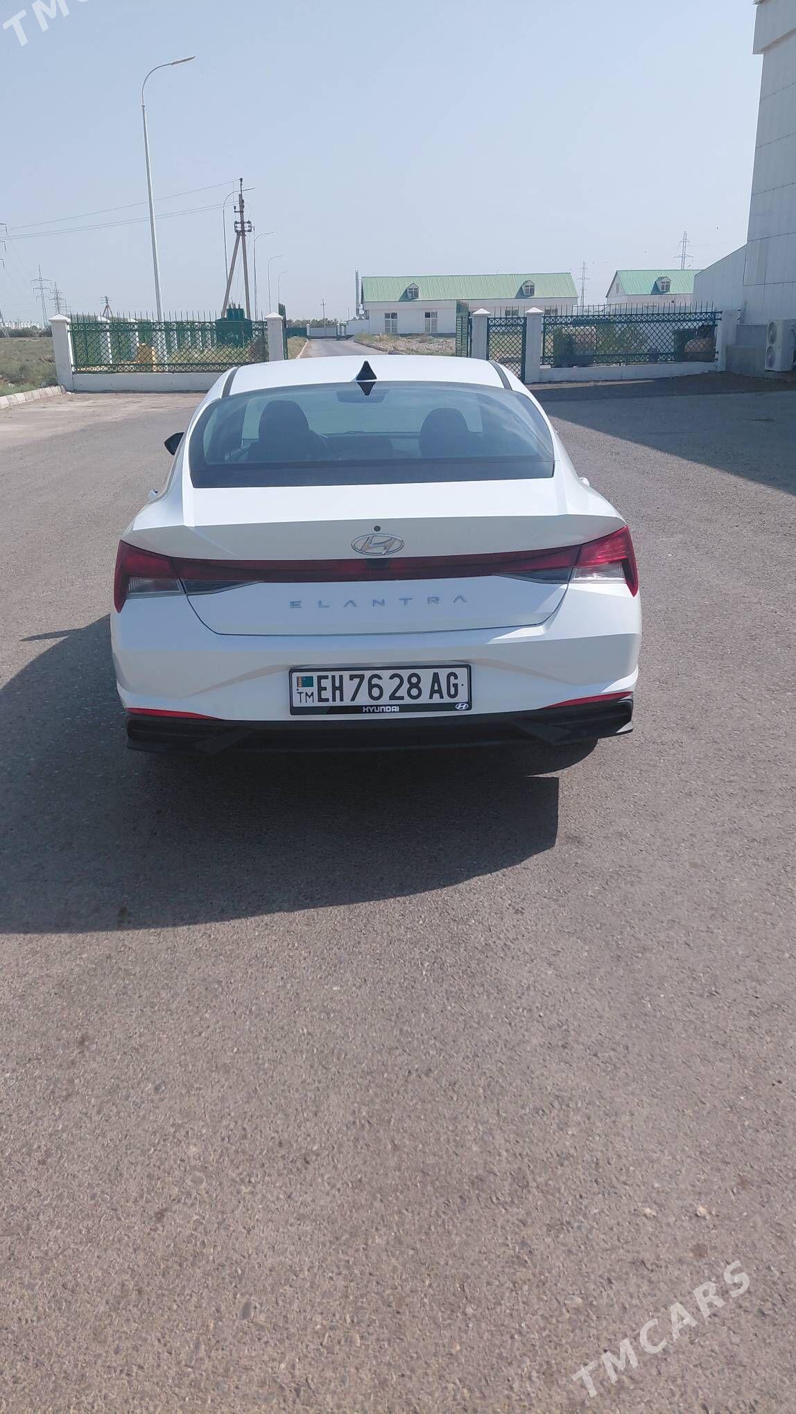 Hyundai Elantra 2021 - 224 000 TMT - Aşgabat - img 5