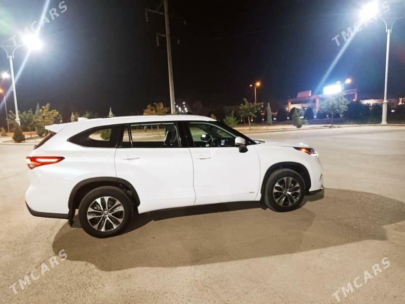 Toyota Highlander Hybrid 2022 - 440 000 TMT - Daşoguz - img 2