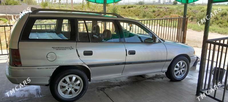 Opel Astra 1993 - 28 000 TMT - Дашогуз - img 5