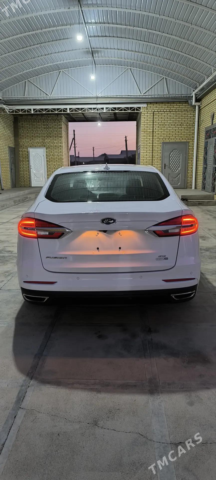 Ford Fusion 2020 - 220 000 TMT - Aşgabat - img 7