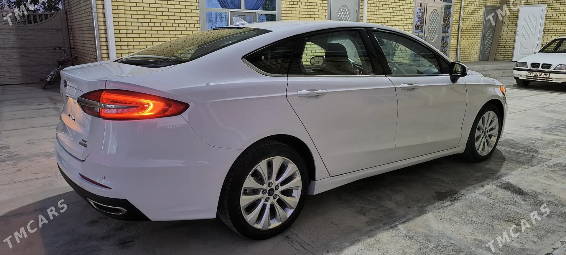 Ford Fusion 2020 - 220 000 TMT - Aşgabat - img 4