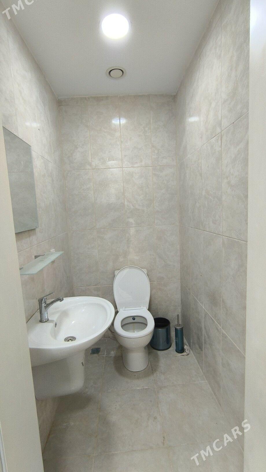 Мир8 3 комнатная Полуэлитка - Мир 8 - img 3