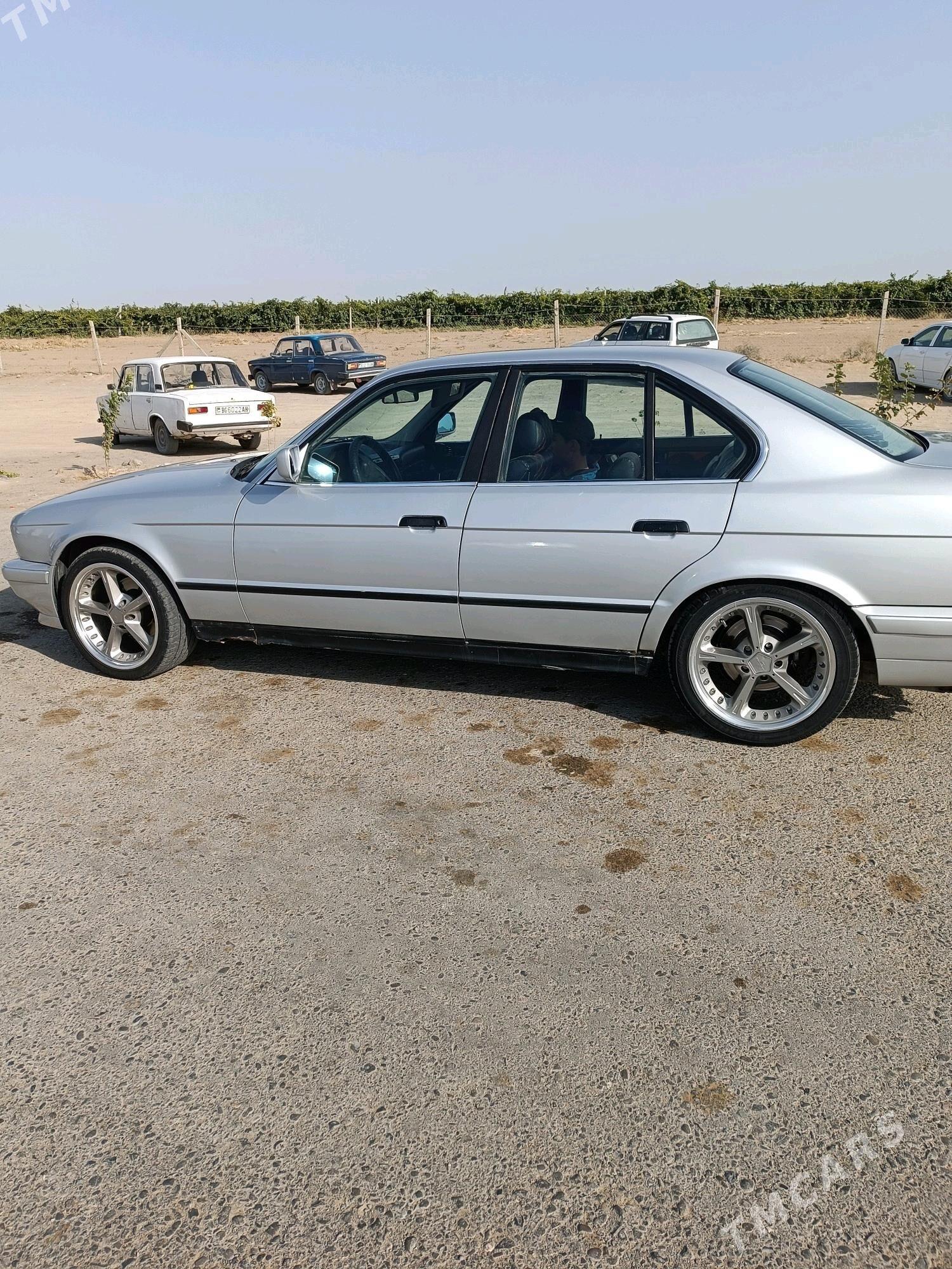 BMW 525 1992 - 65 000 TMT - Ak bugdaý etraby - img 8