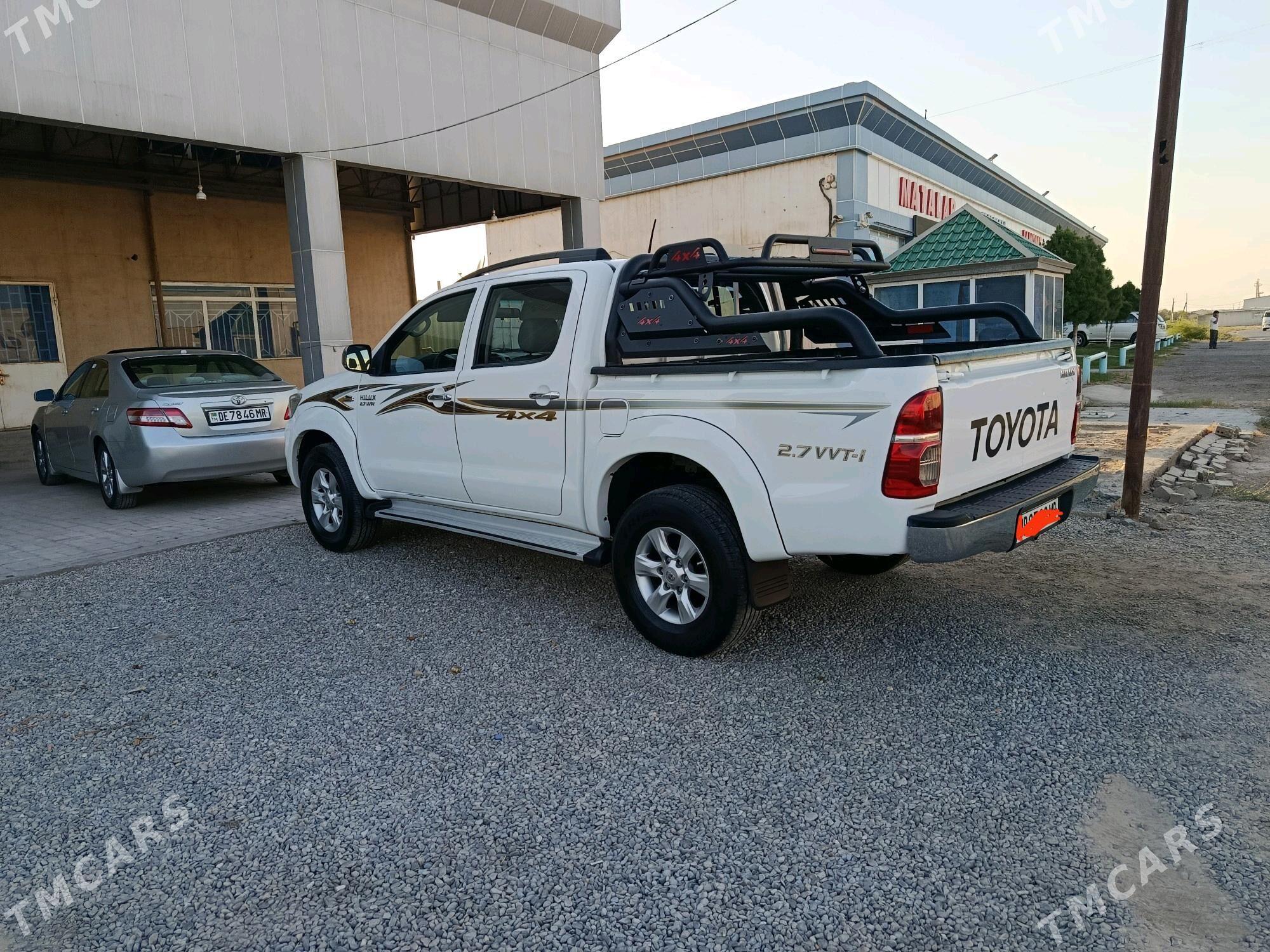 Toyota Hilux 2013 - 370 000 TMT - Mary - img 6