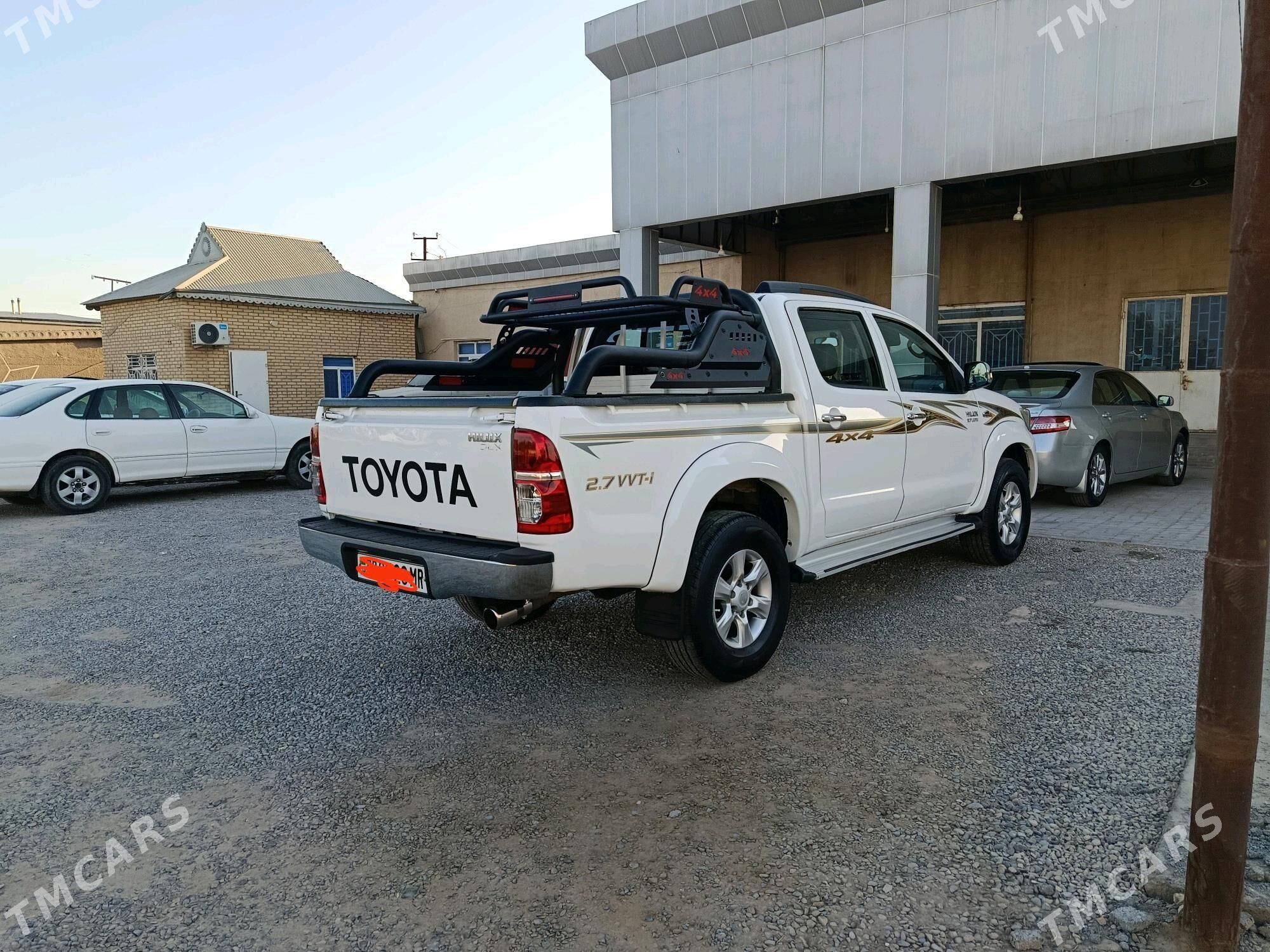 Toyota Hilux 2013 - 370 000 TMT - Mary - img 3