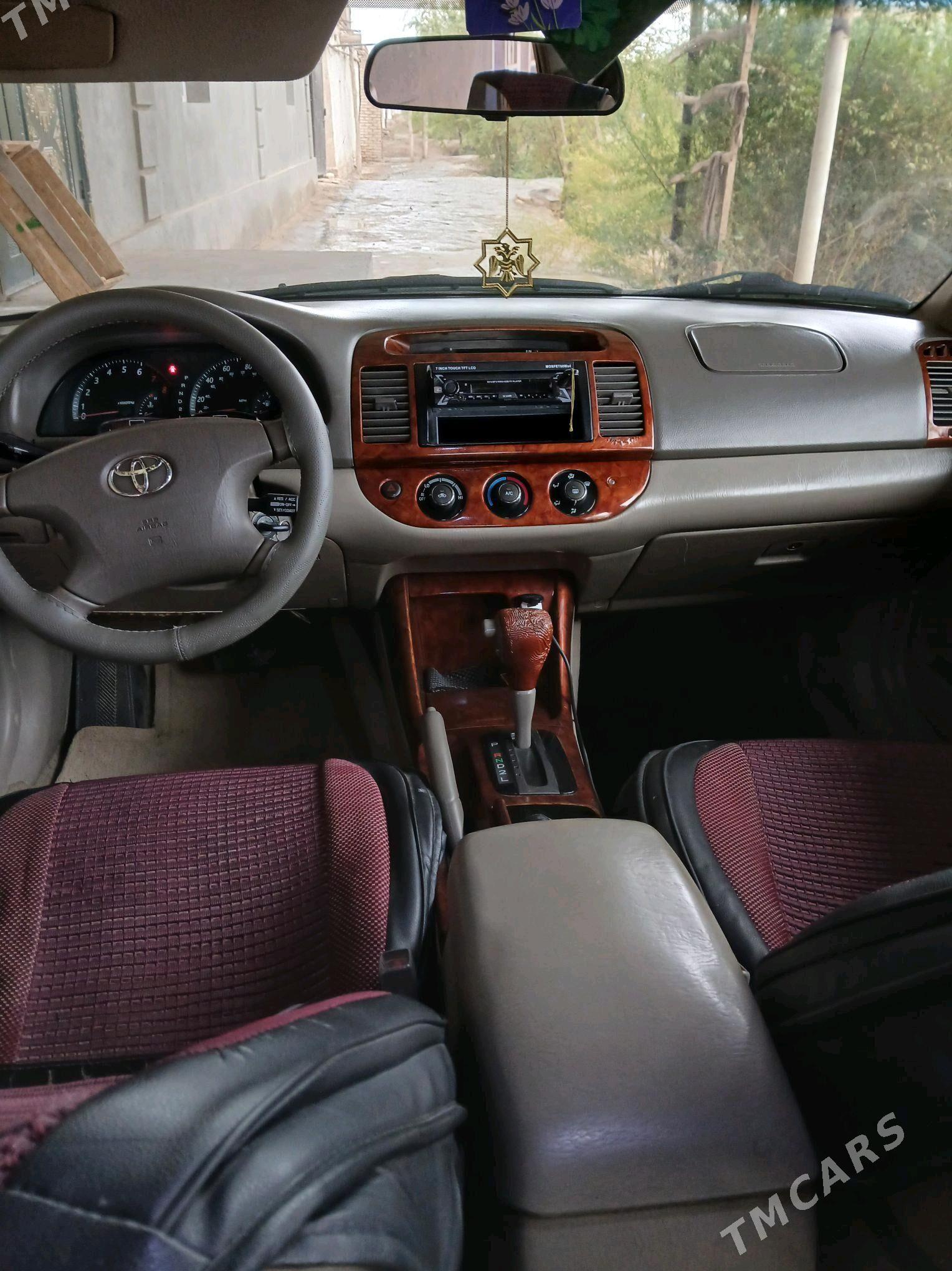 Toyota Camry 2002 - 186 000 TMT - Кёнеургенч - img 6