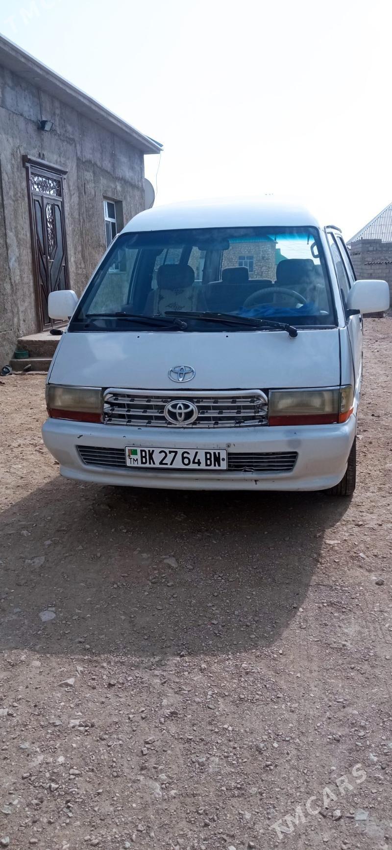 Toyota Town Ace 1990 - 28 000 TMT - Balkanabat - img 4
