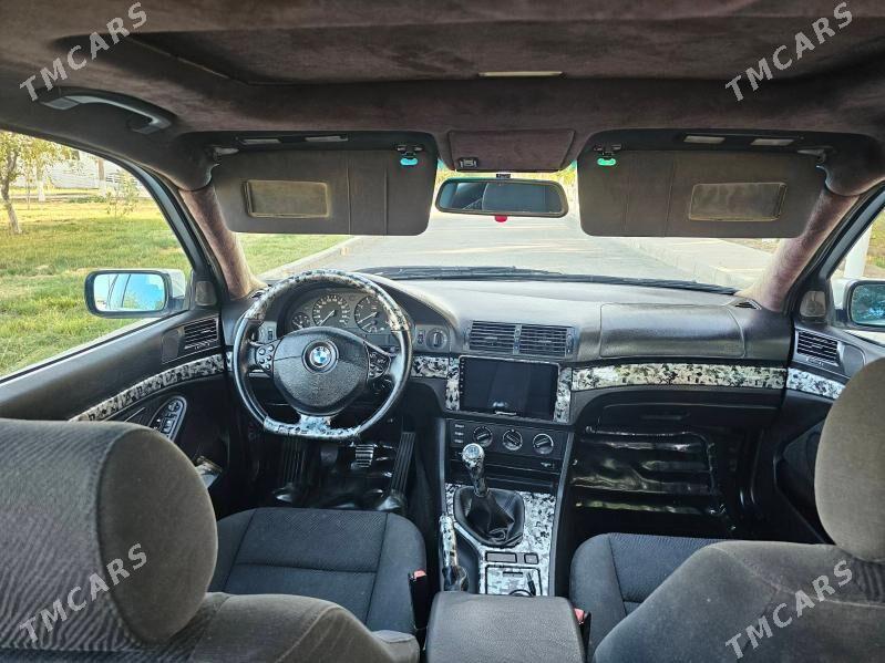 BMW E39 2000 - 120 000 TMT - Dänew - img 2
