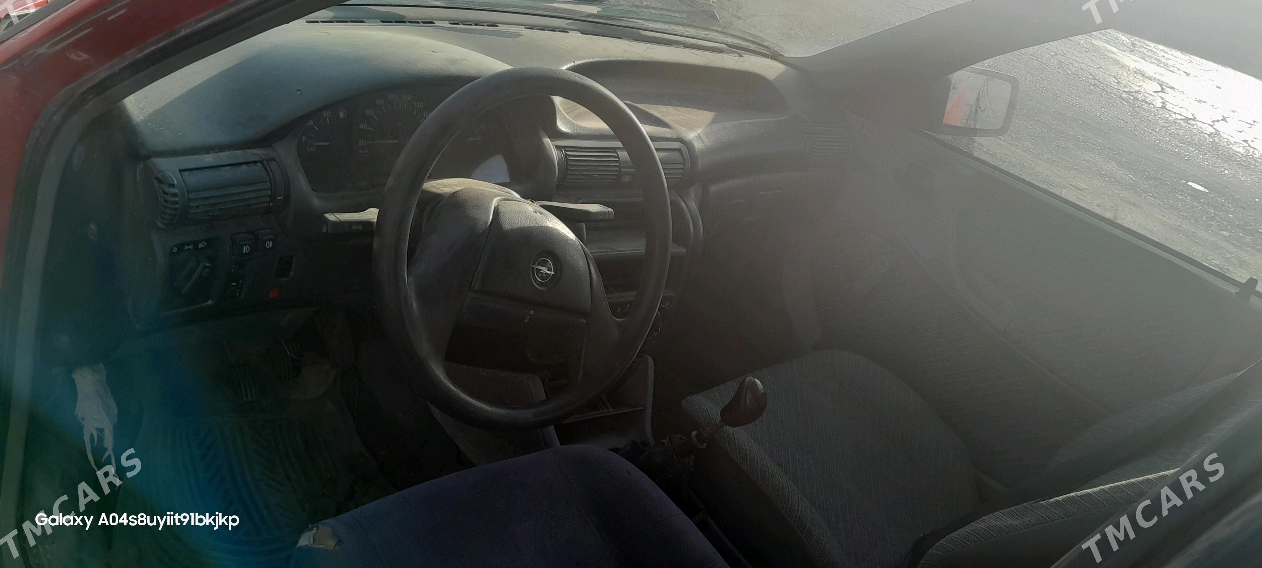 Opel Vectra 1993 - 16 000 TMT - Мары - img 5