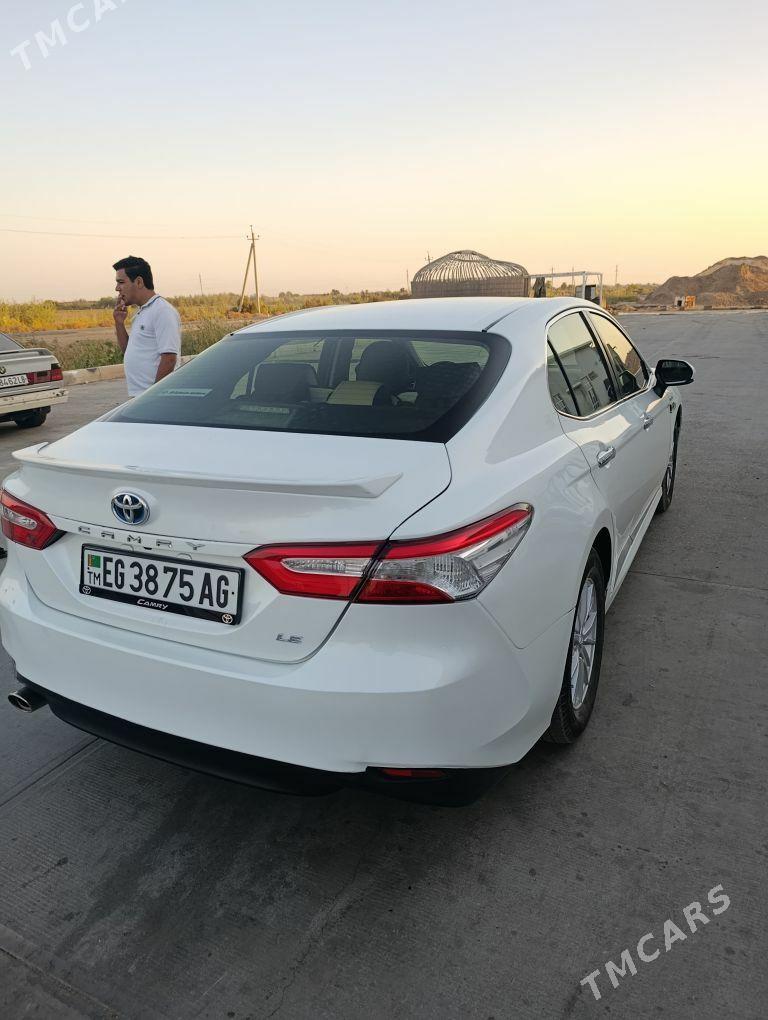 Toyota Camry 2020 - 300 000 TMT - Дянев - img 3