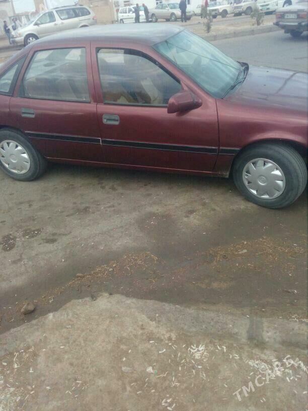 Opel Vectra 1994 - 35 000 TMT - Губадаг - img 2