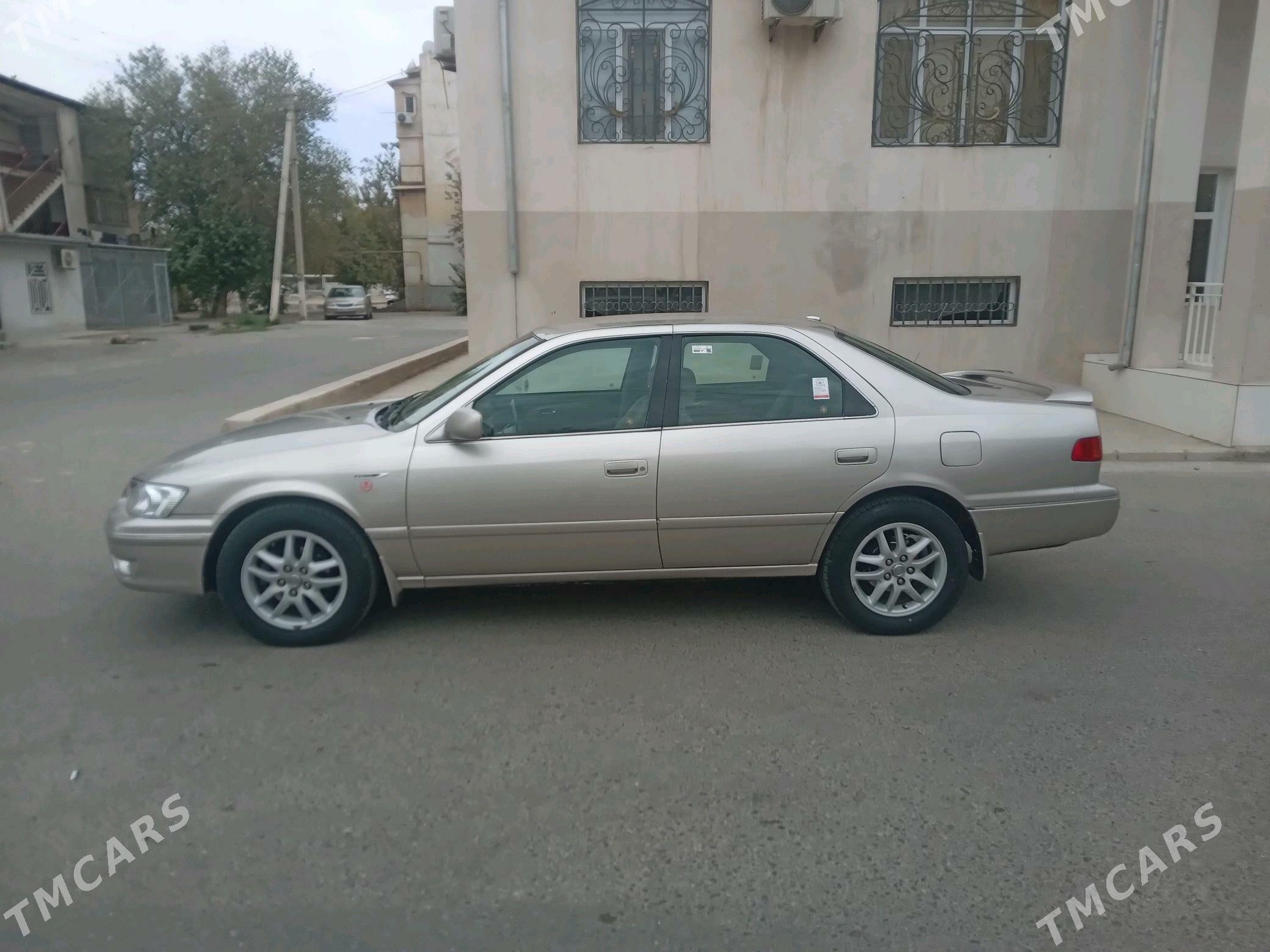 Toyota Camry 2000 - 163 000 TMT - Мары - img 10