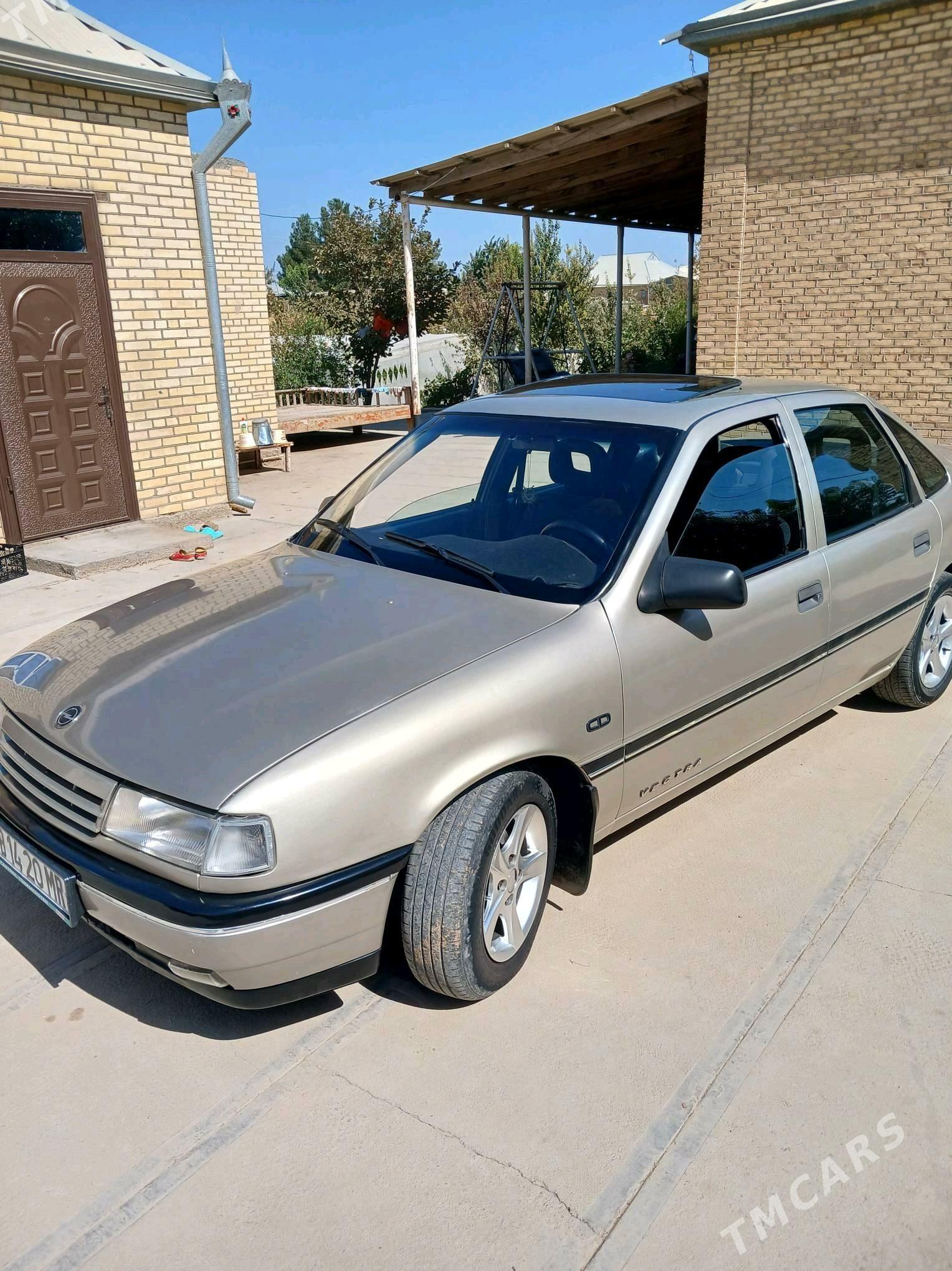 Opel Vectra 1991 - 50 000 TMT - Мары - img 4