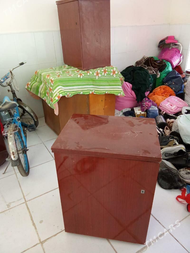 tikin enjamlaritikin enjamlar - Бузмеин - img 1