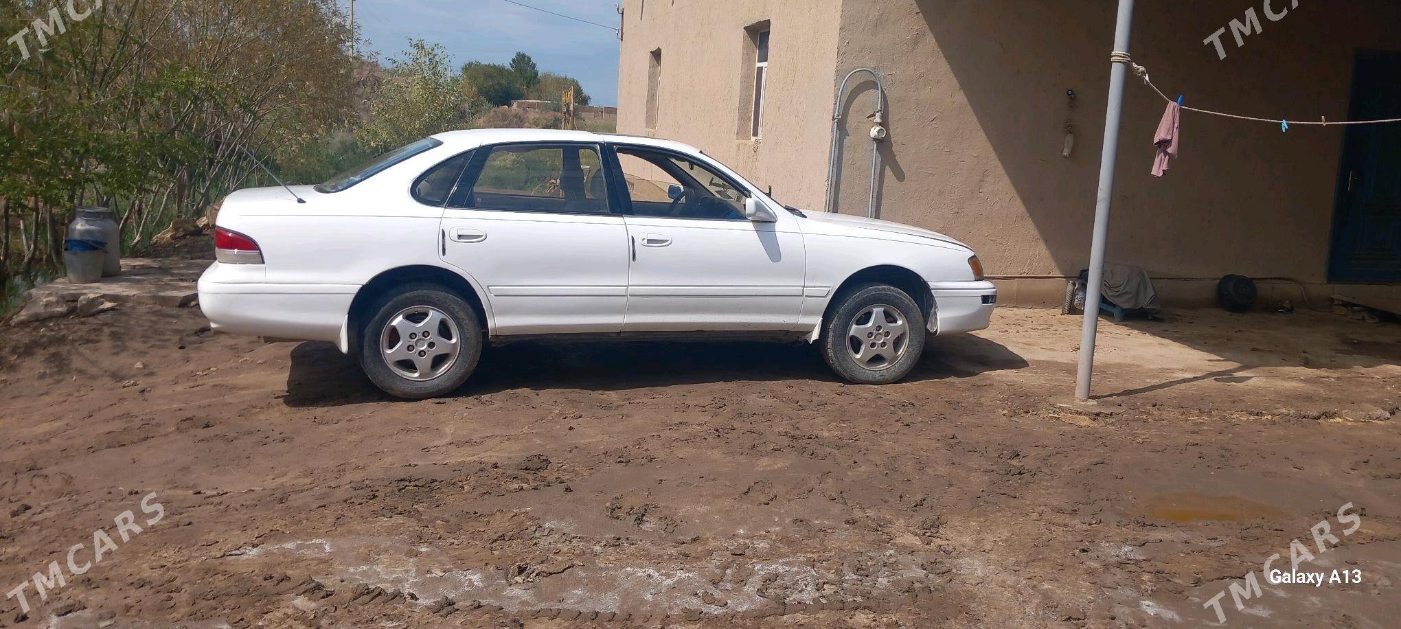Toyota Avalon 1996 - 80 000 TMT - етр. Туркменбаши - img 2