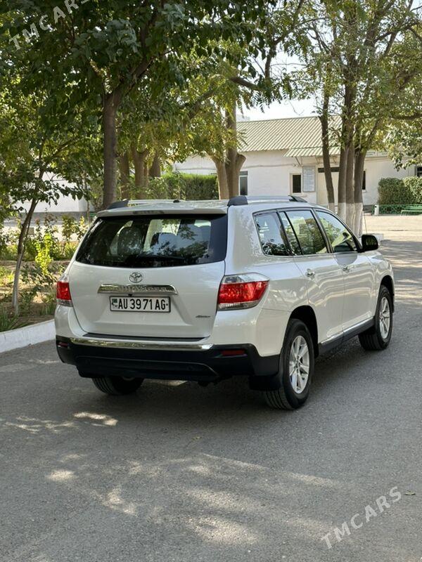 Toyota Highlander 2011 - 341 000 TMT - Ашхабад - img 2
