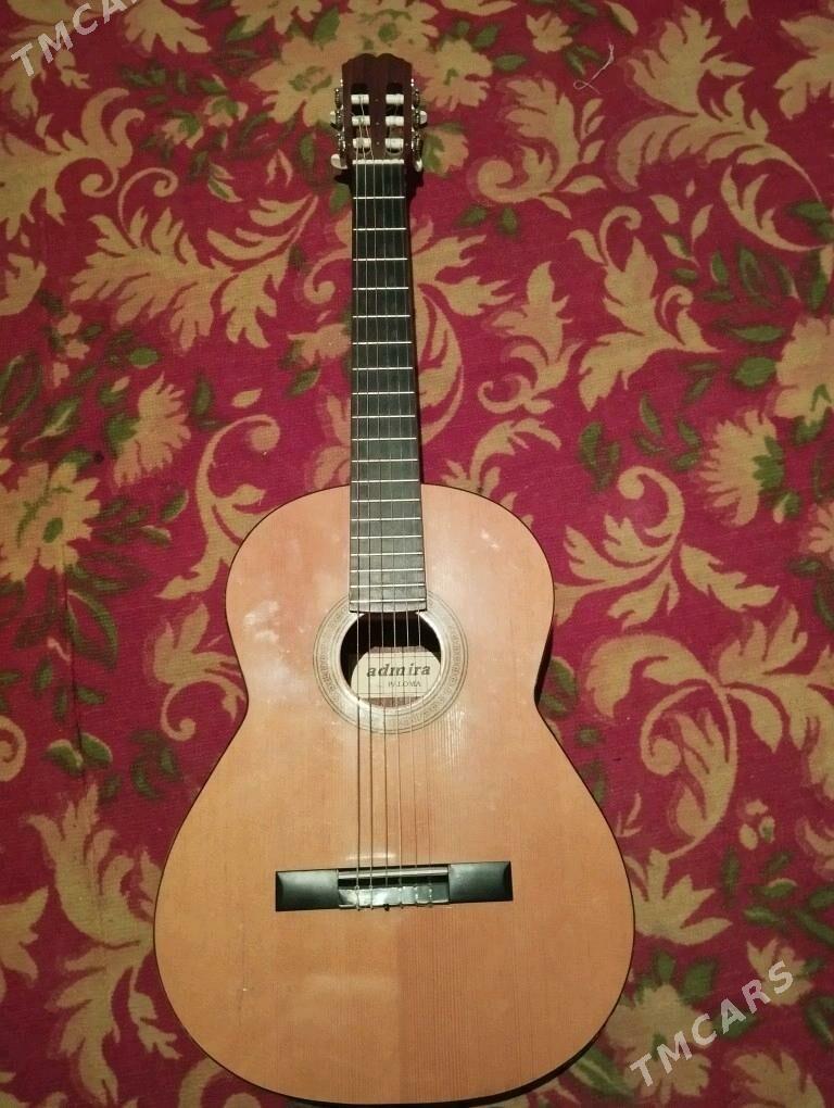 gitara ADMIRA - Köşi - img 2