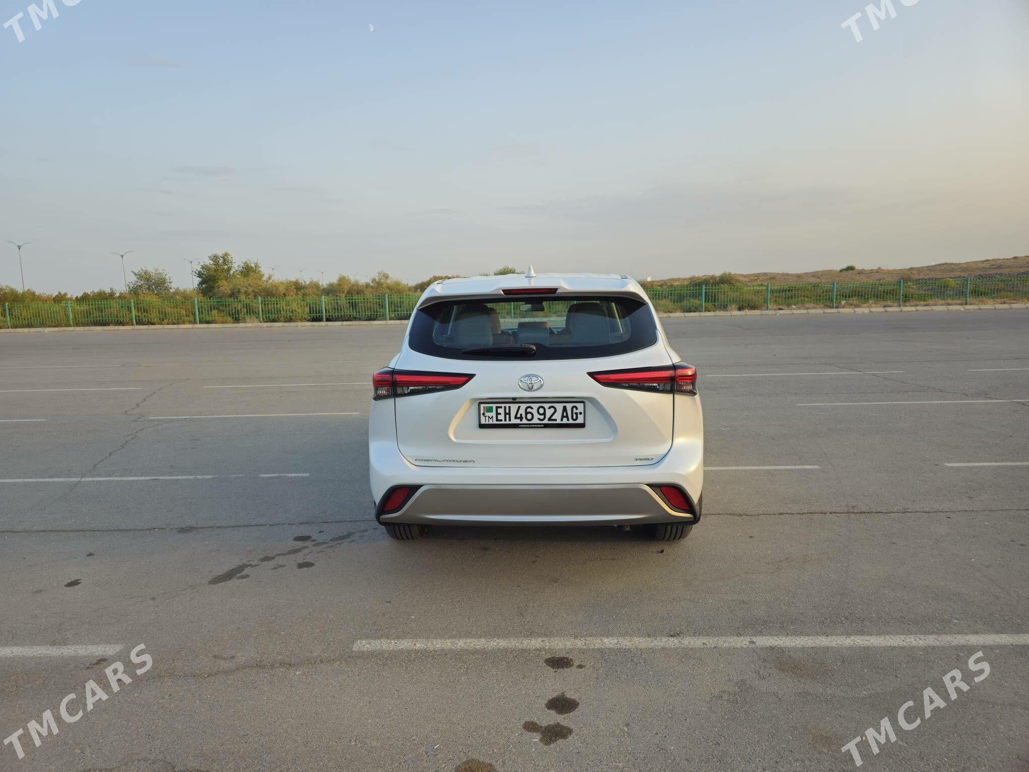 Toyota Highlander 2021 - 470 000 TMT - Ашхабад - img 5